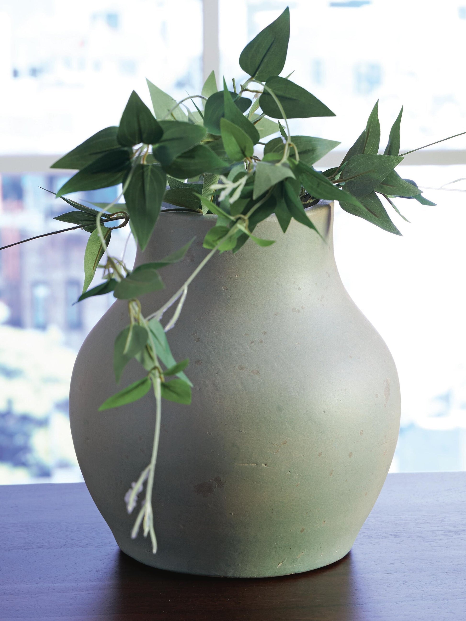 Baychester Vase Signature Design by Ashley®