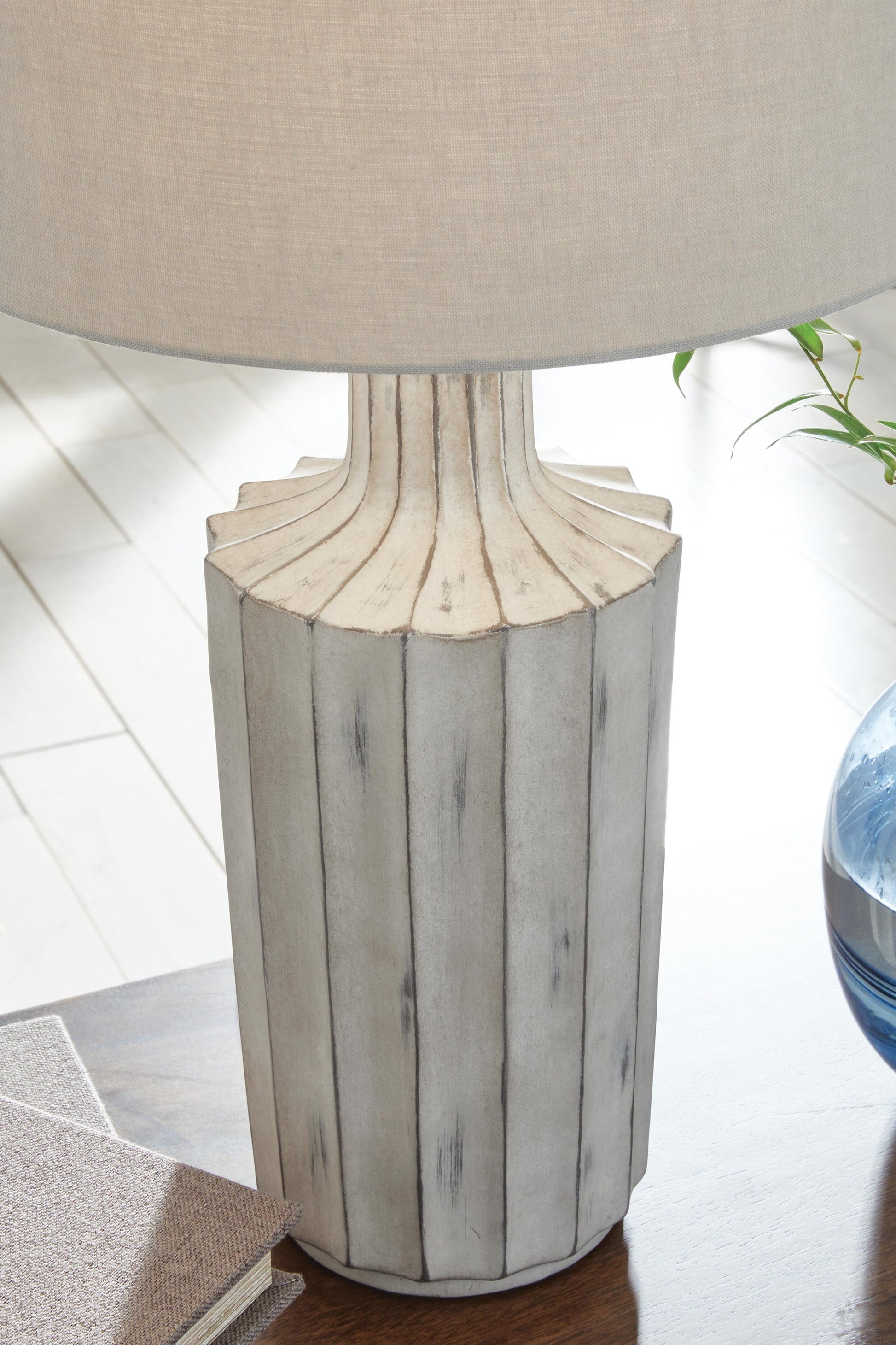 Imre Poly Table Lamp (1/CN) Signature Design by Ashley®