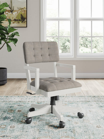 Robbinsdale Home Office Desk Chair (1/CN) Signature Design by Ashley®