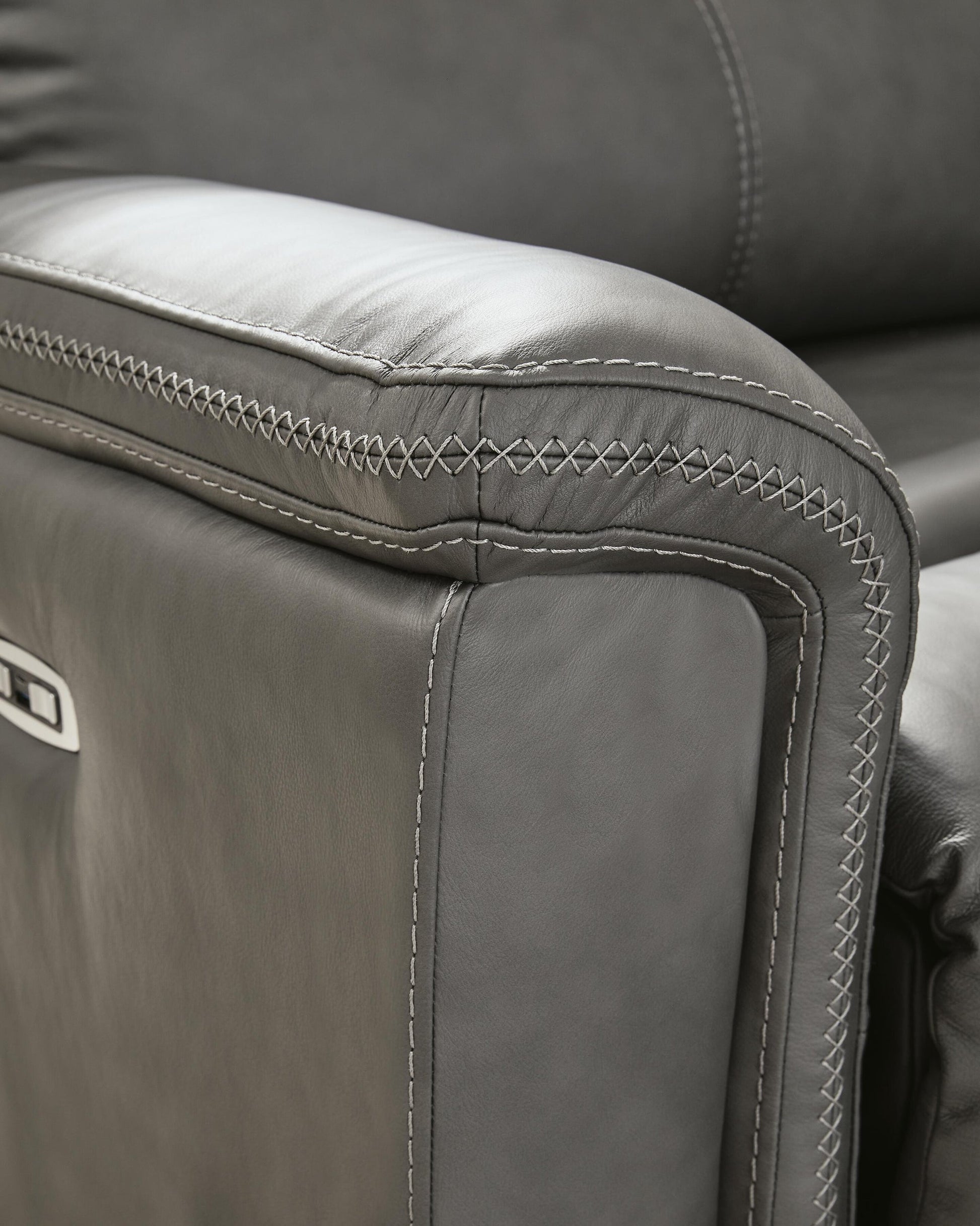 Bleckley 6-Piece Power Reclining Sectional Signature Design by Ashley®