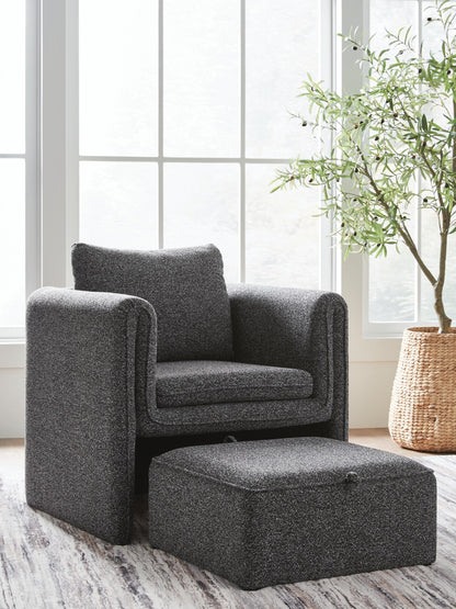 Vreni Accent Chair Signature Design by Ashley®