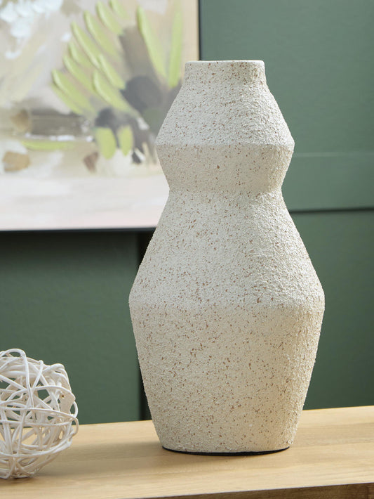 Dawthorne Vase Signature Design by Ashley®