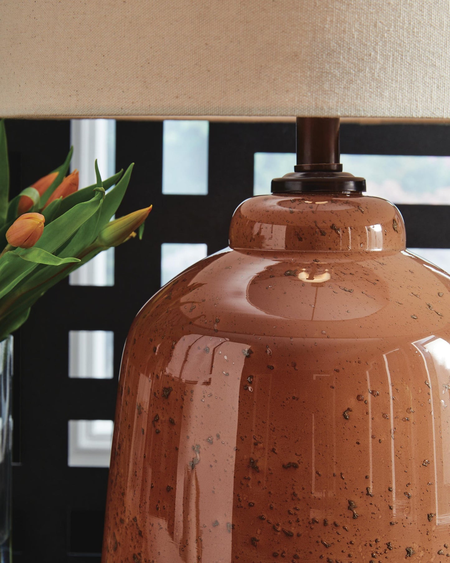 Aaleahya Glass Table Lamp (1/CN) Signature Design by Ashley®