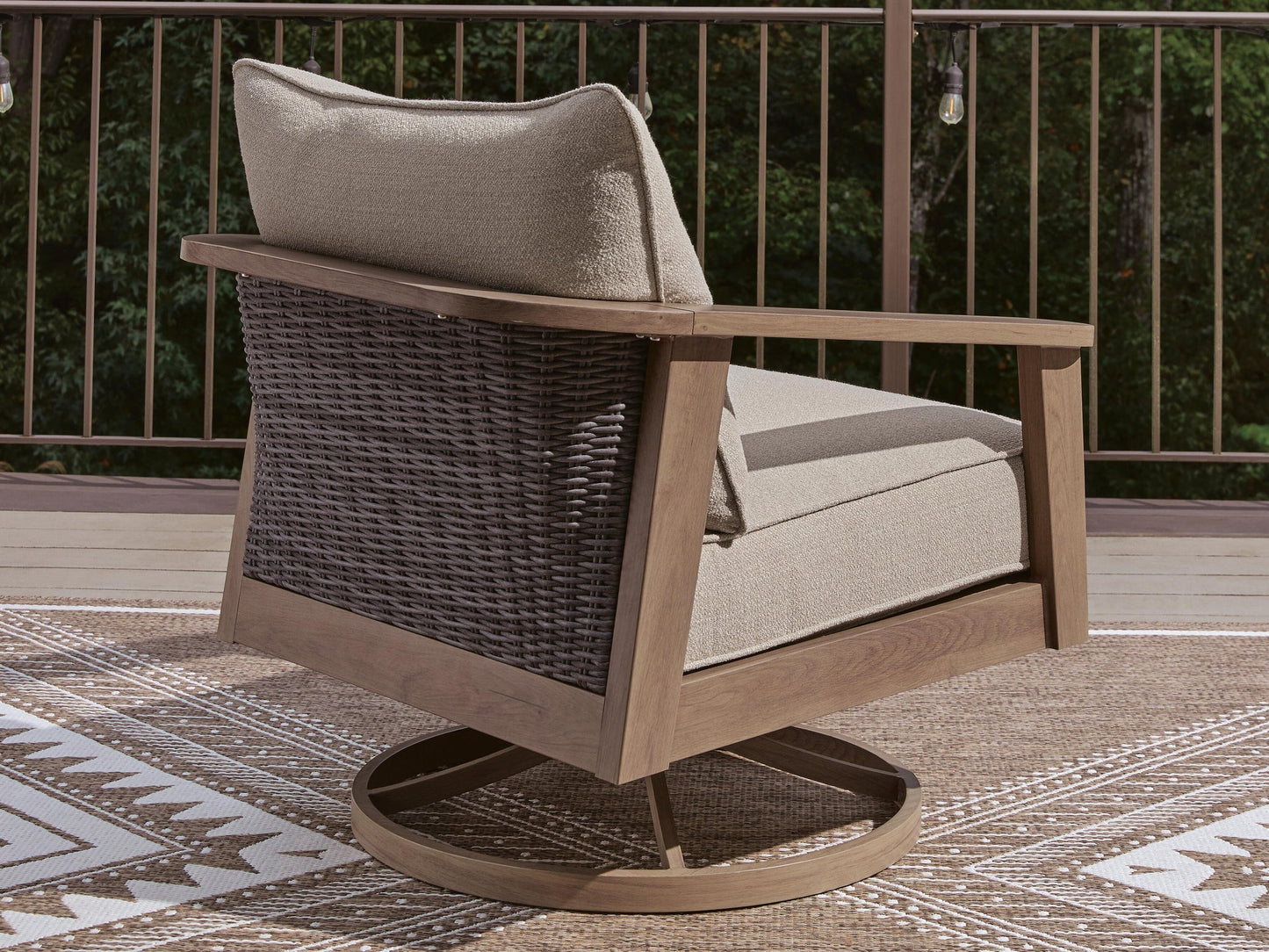 Harmony Headlands Swivel Lounge w/ Cushion Signature Design by Ashley®