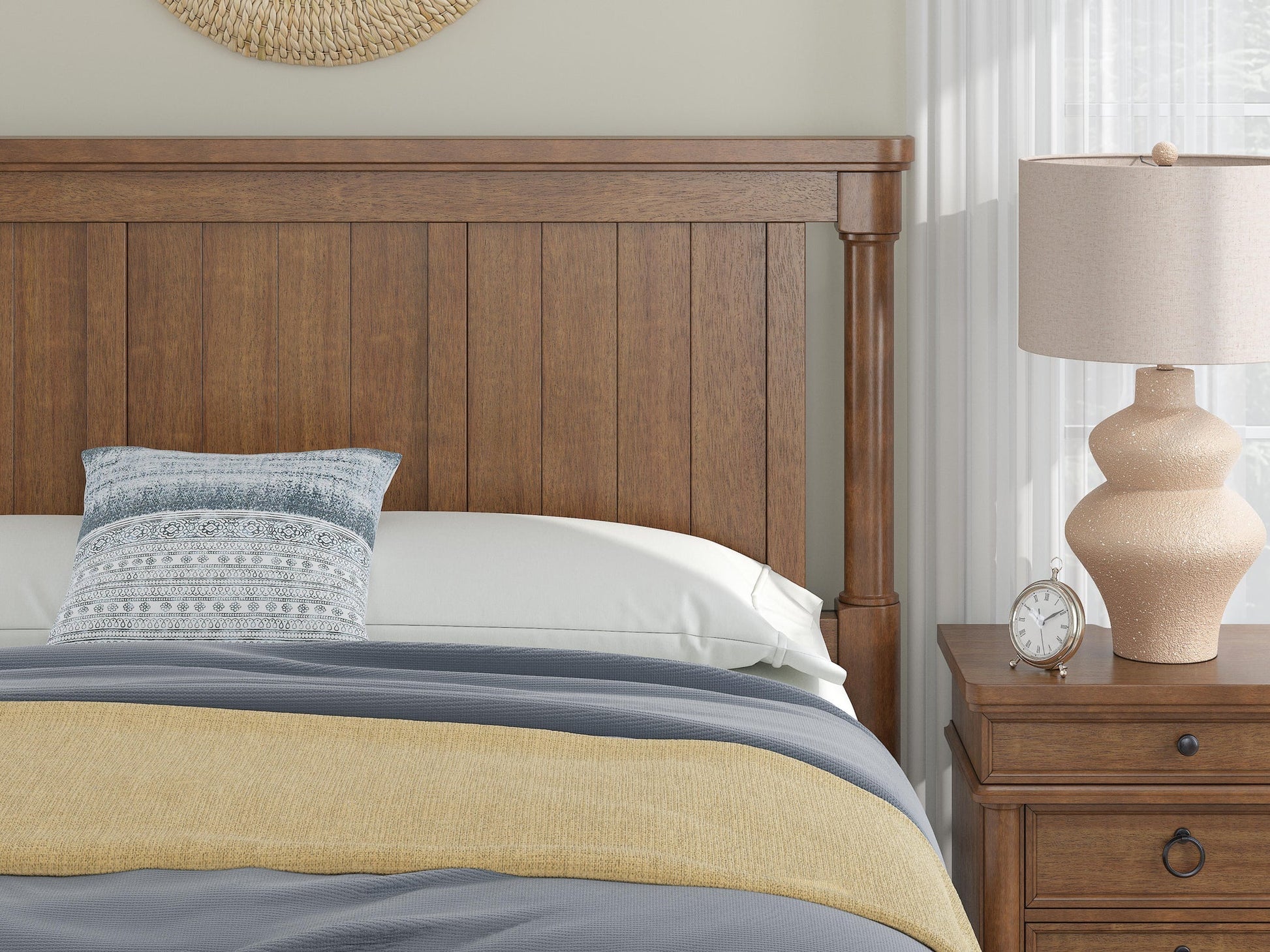 Rowlenstown California  Poster Bed Signature Design by Ashley®