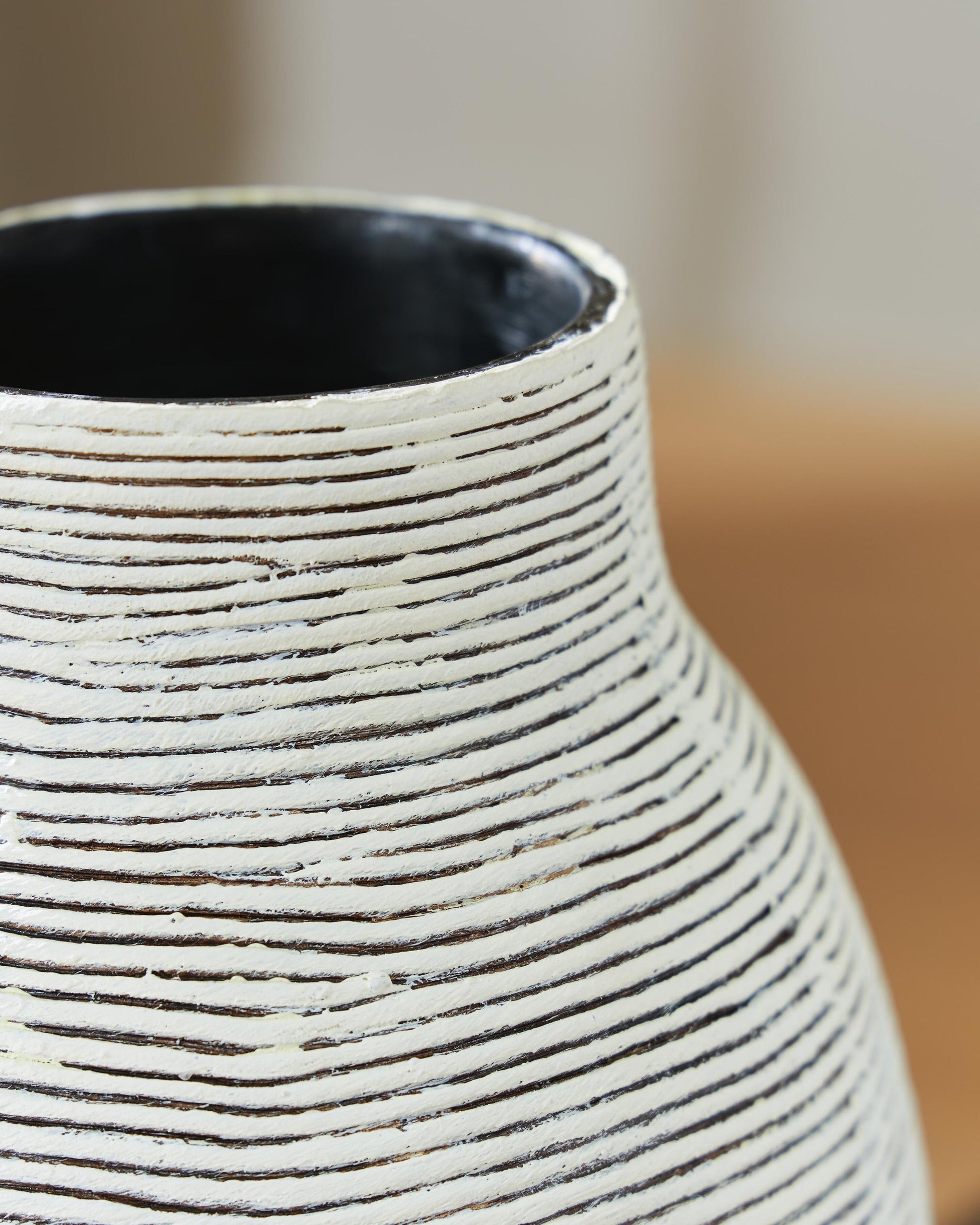 Girtha Vase Signature Design by Ashley®