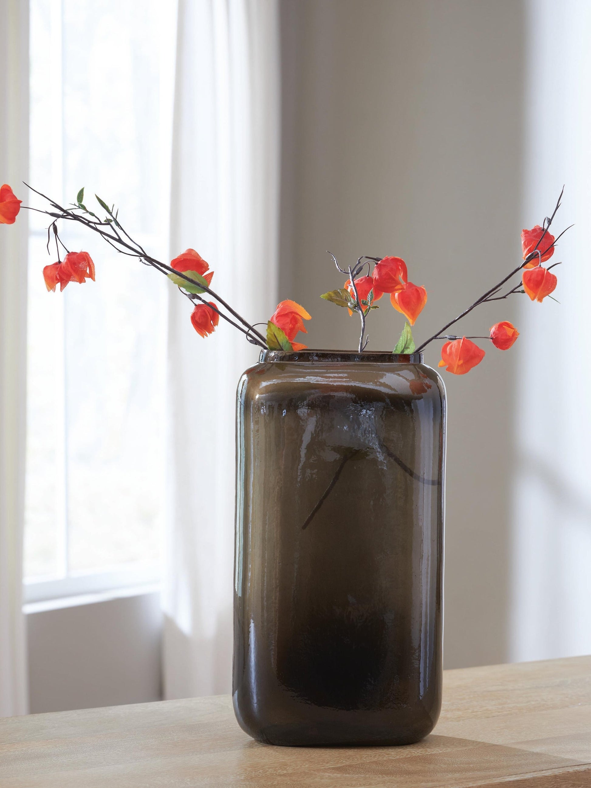 Sumner Vase Signature Design by Ashley®