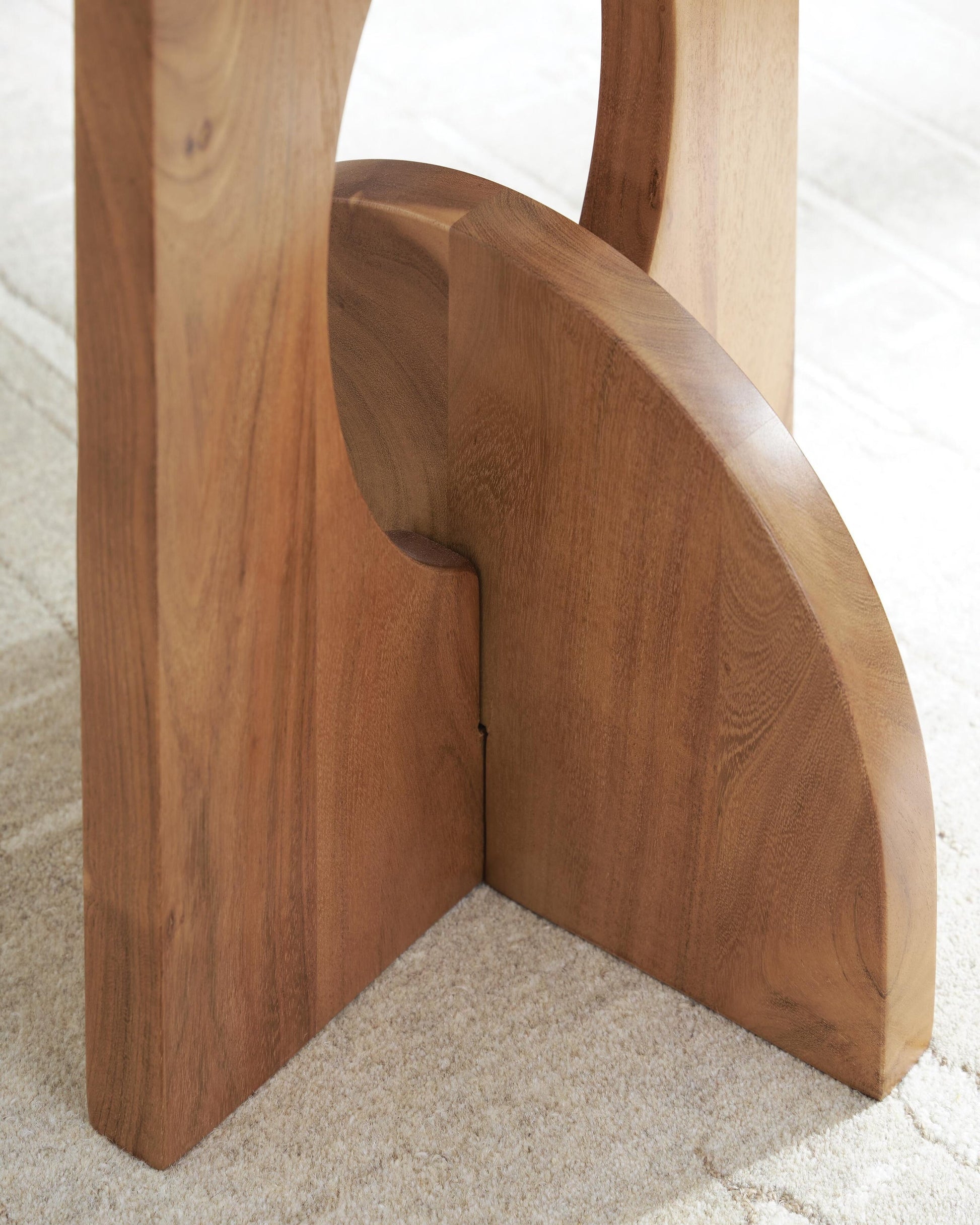 Hollbourne Accent Table Signature Design by Ashley®