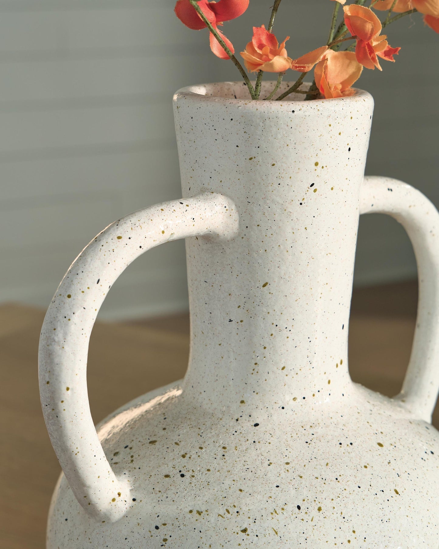 Dallinworth Vase Signature Design by Ashley®