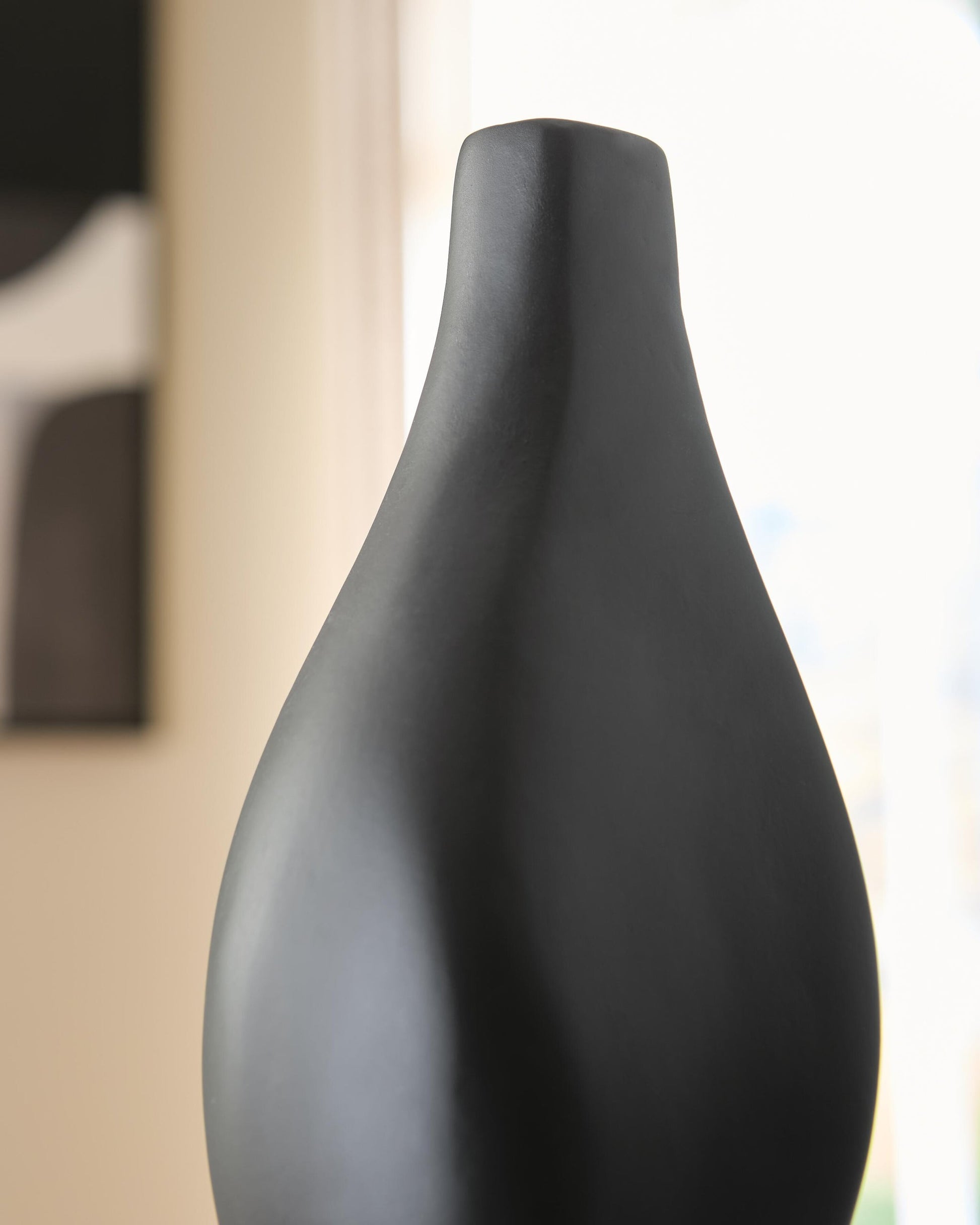Judsen Vase Signature Design by Ashley®