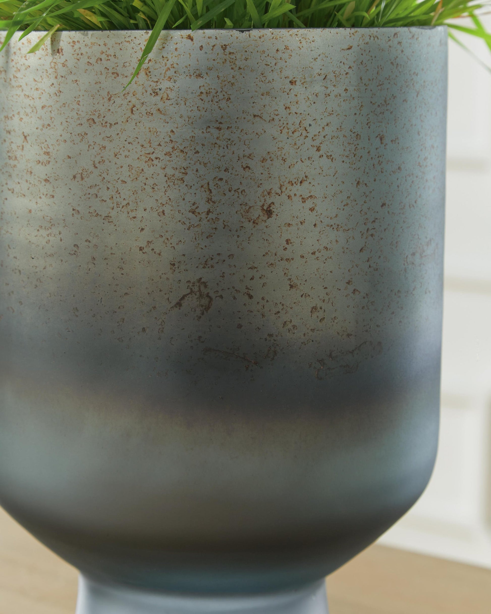 Pennmore Vase Signature Design by Ashley®
