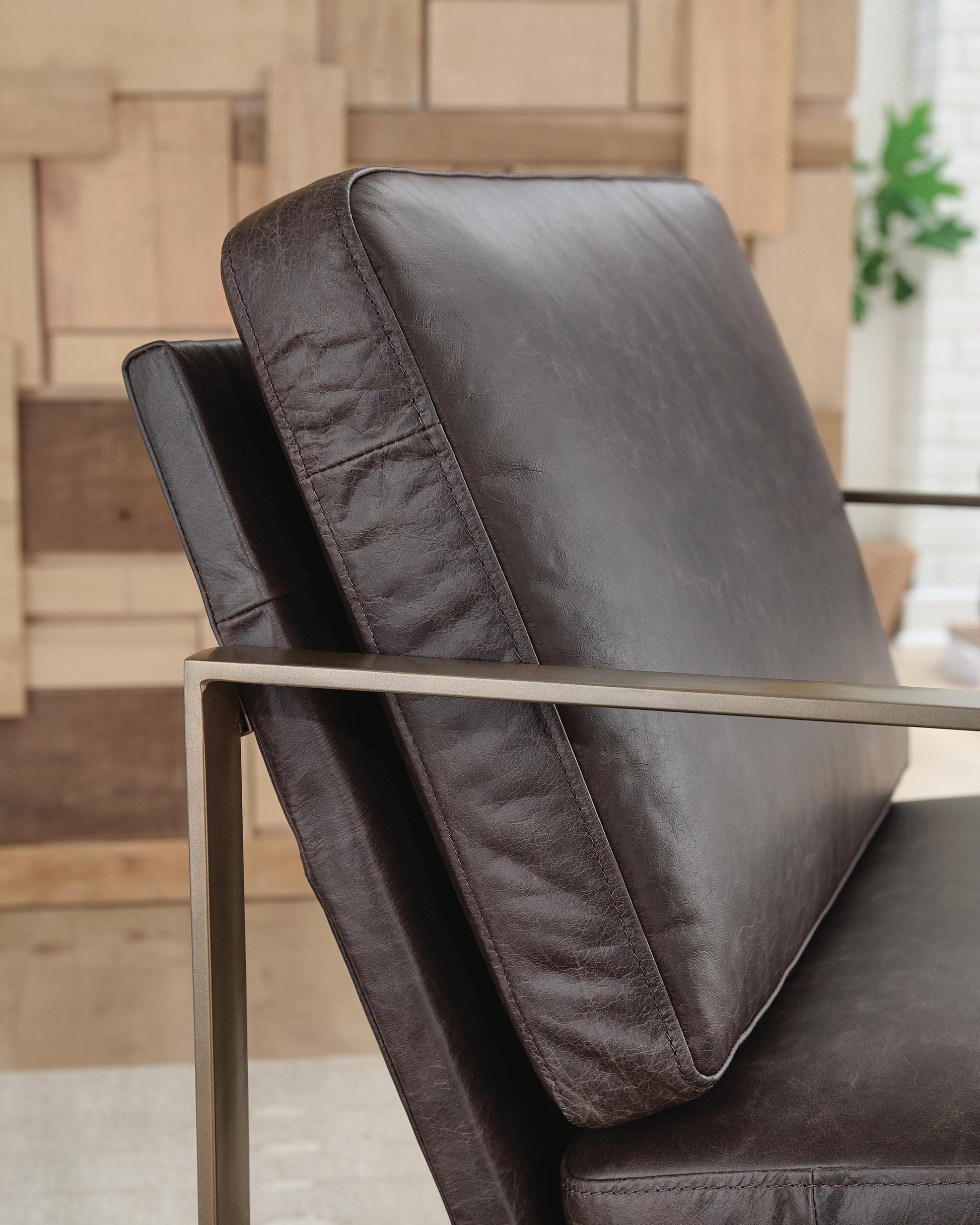 Bradett Accent Chair Signature Design by Ashley®