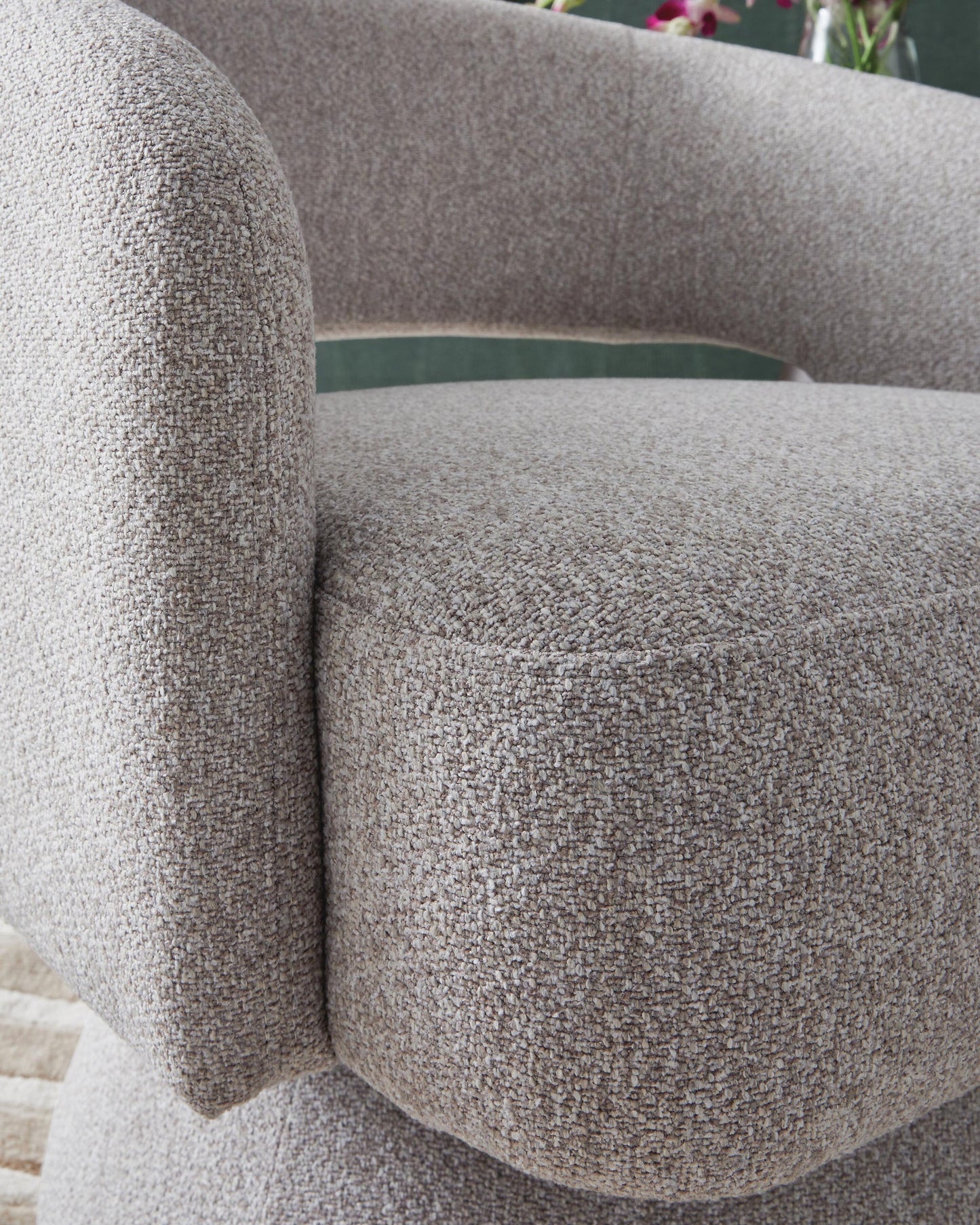 Nashkins Swivel Accent Chair Signature Design by Ashley®