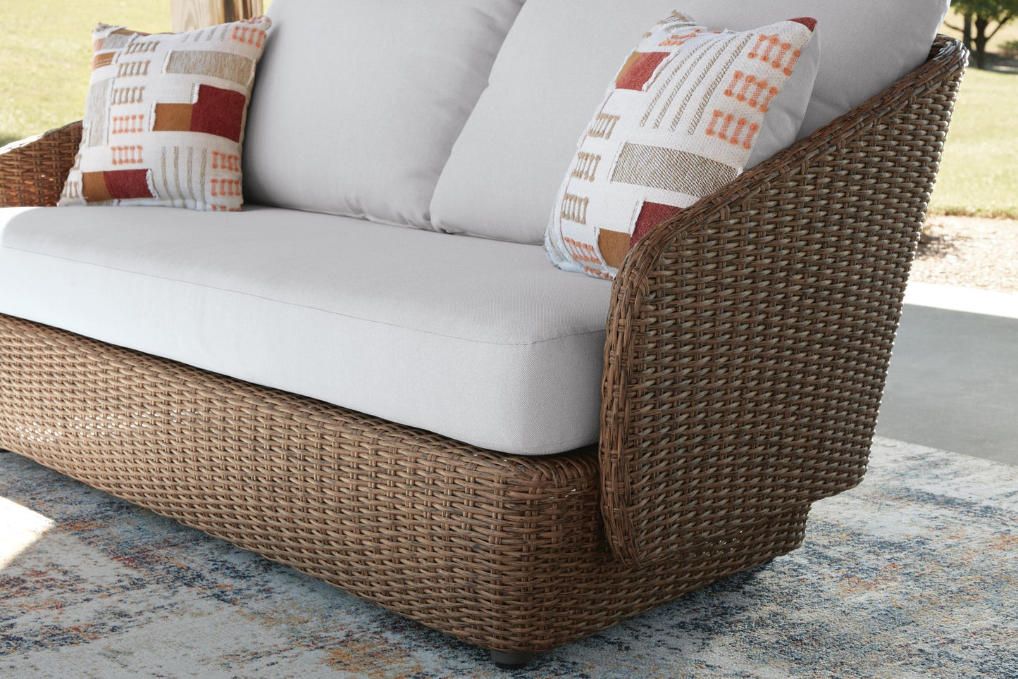 Double Point Love/Swivel Chairs Set (3/CN) Signature Design by Ashley®