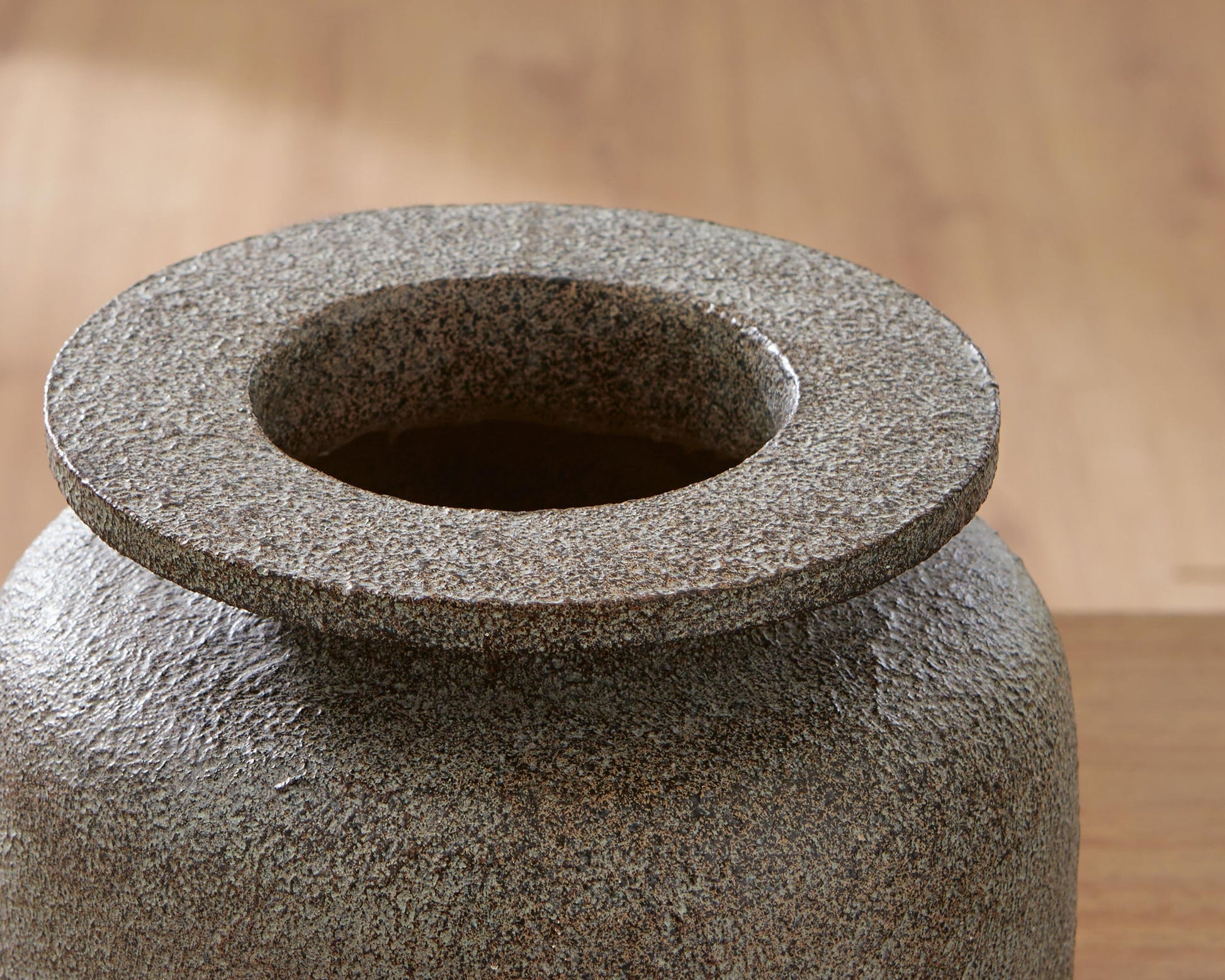 Jedwick Vase Signature Design by Ashley®