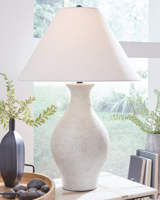 Ashbend Ceramic Table Lamp (1/CN) Signature Design by Ashley®