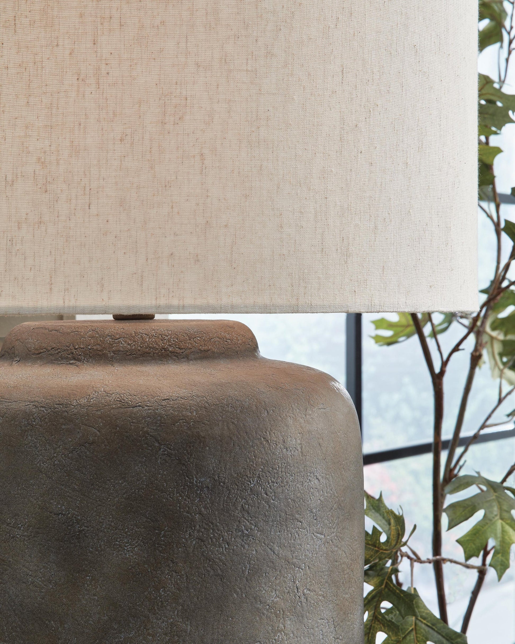 Zandophen Metal Table Lamp (1/CN) Signature Design by Ashley®