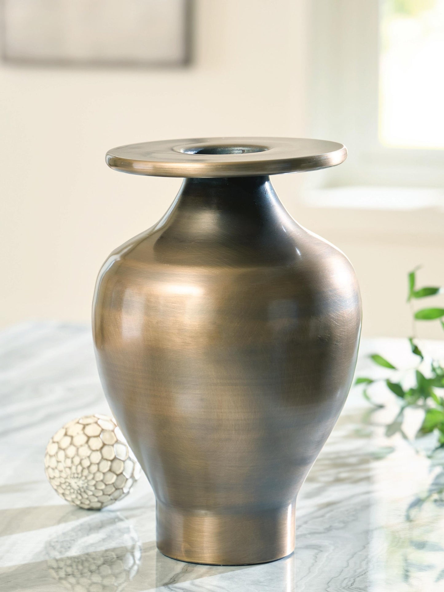 Fedorleigh Vase Signature Design by Ashley®