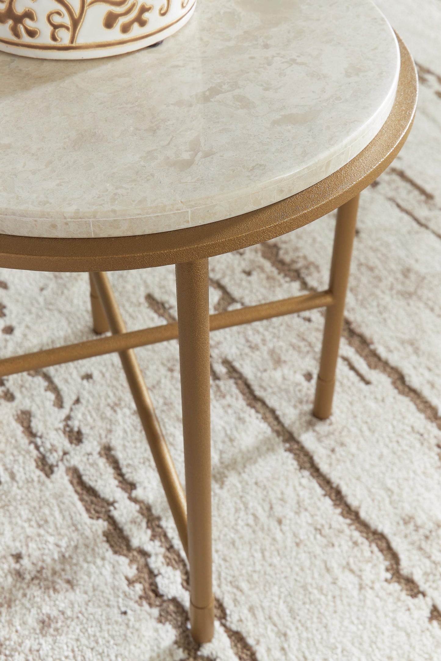 Alben Round End Table Signature Design by Ashley®