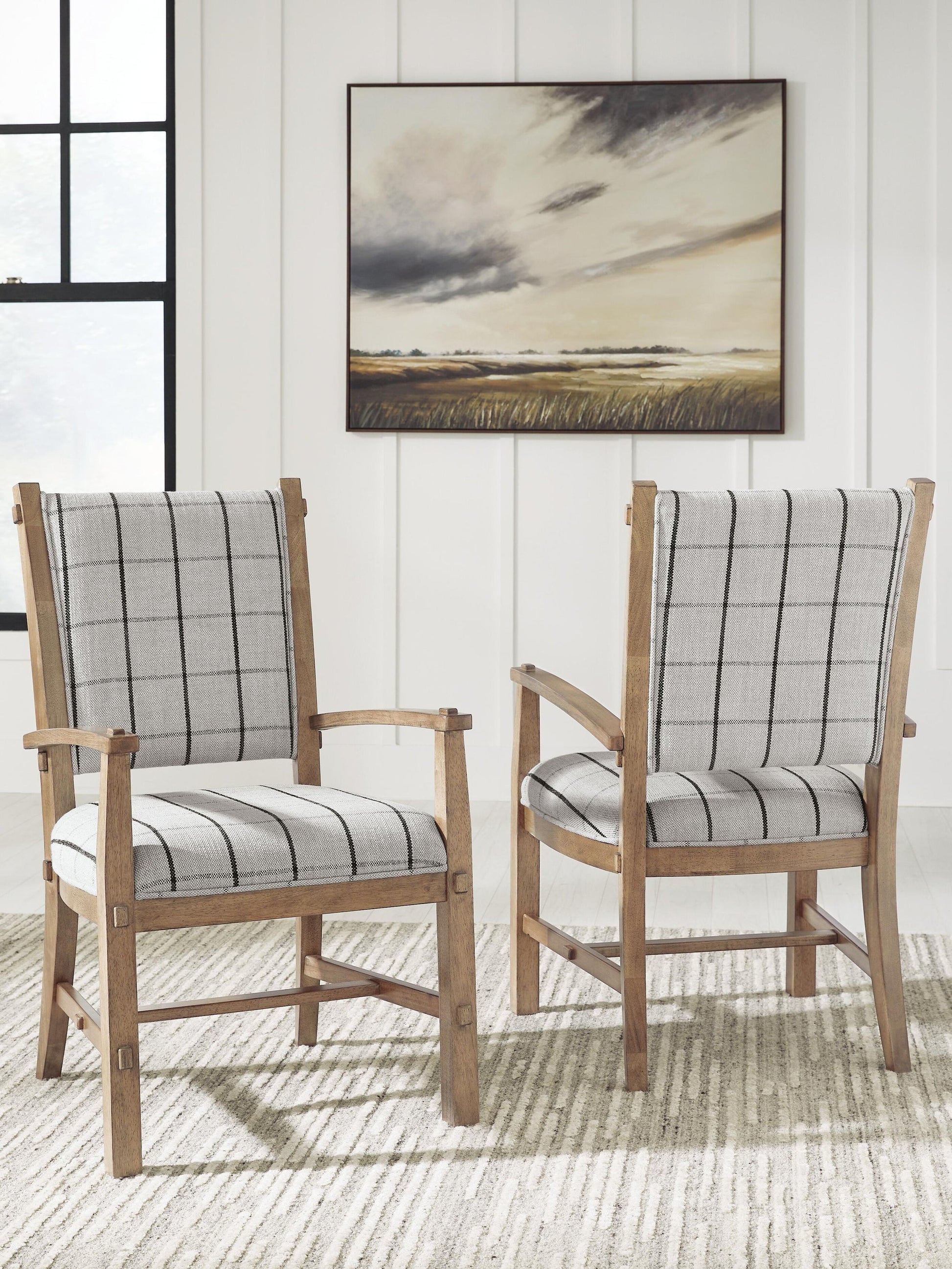 Ridgester Dining UPH Arm Chair (2/CN) Benchcraft®