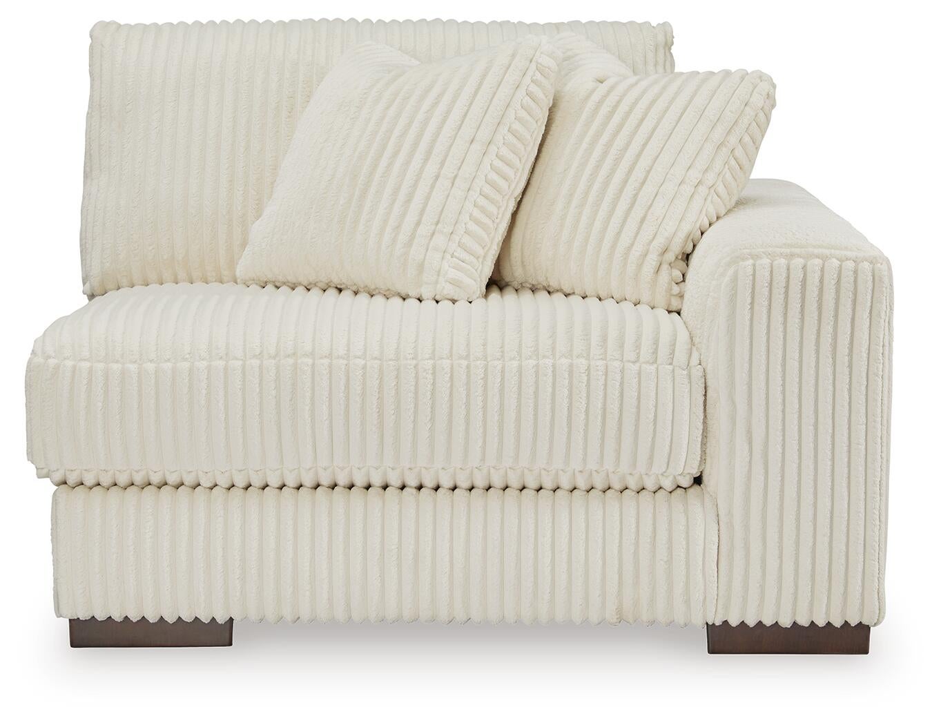 Lindyn 6-Piece Sectional Signature Design by Ashley®