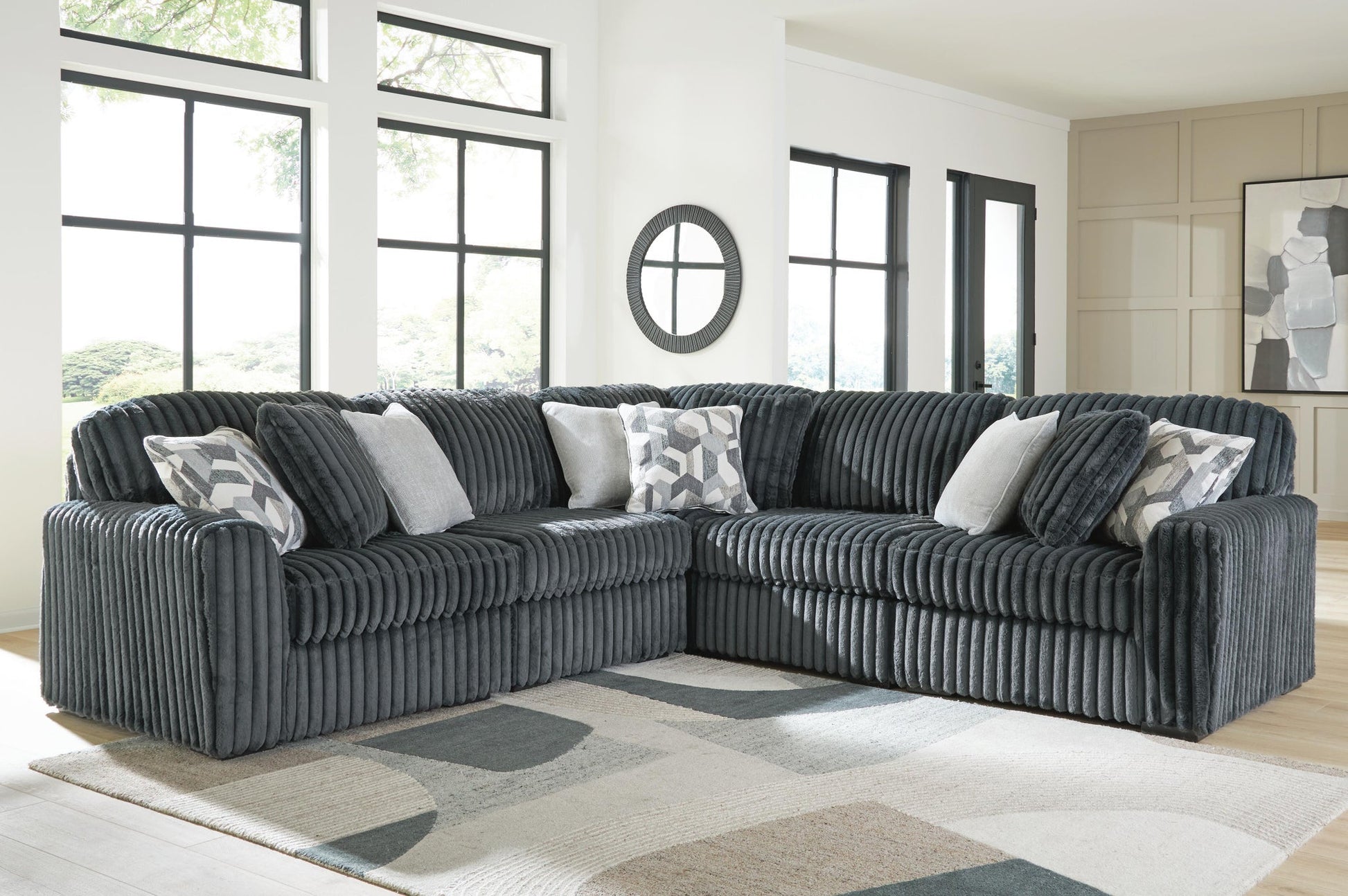 Midnight-Madness 5-Piece Sectional Signature Design by Ashley®