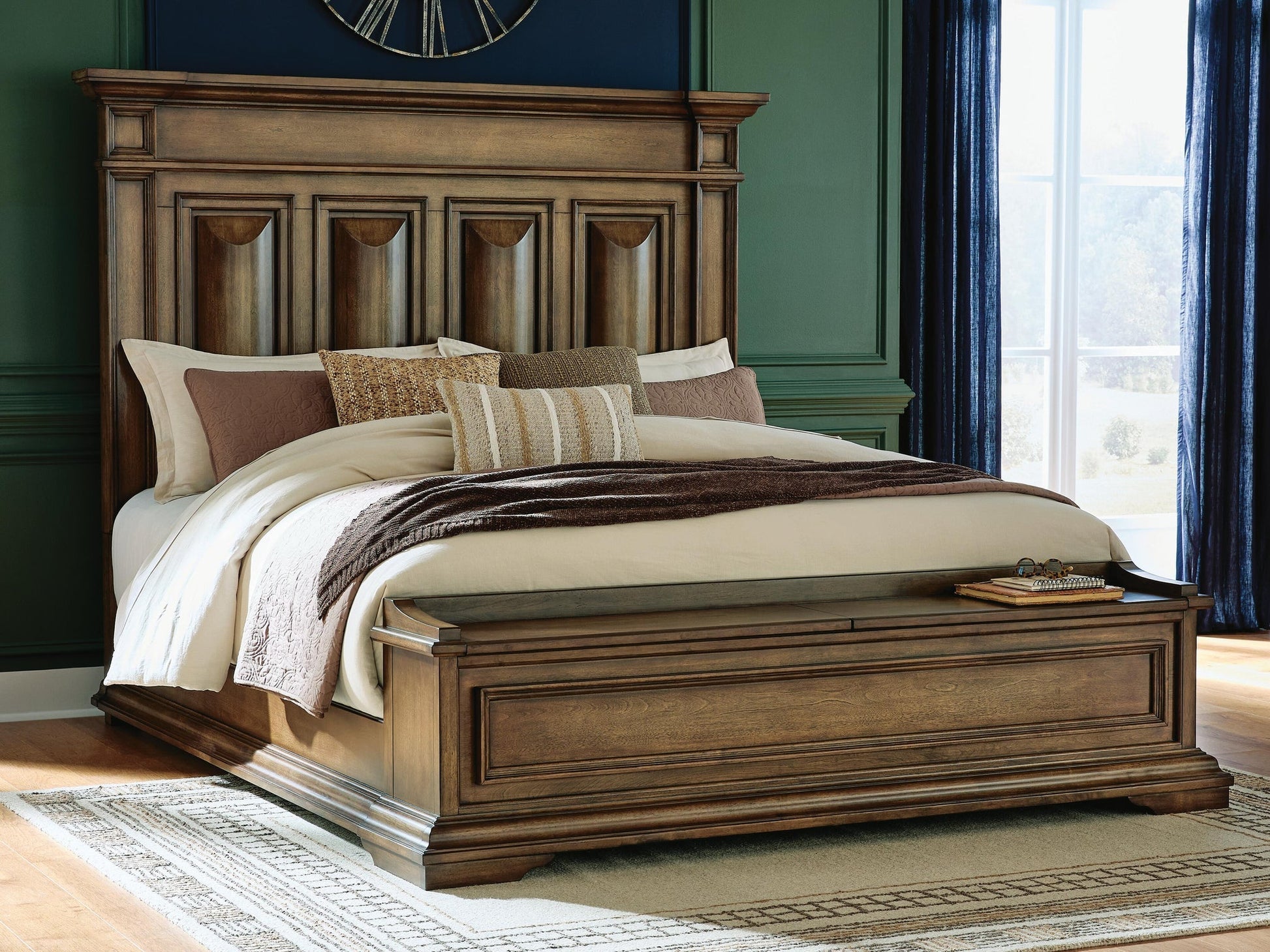 Frantanna California  Panel Storage Bed Signature Design by Ashley®