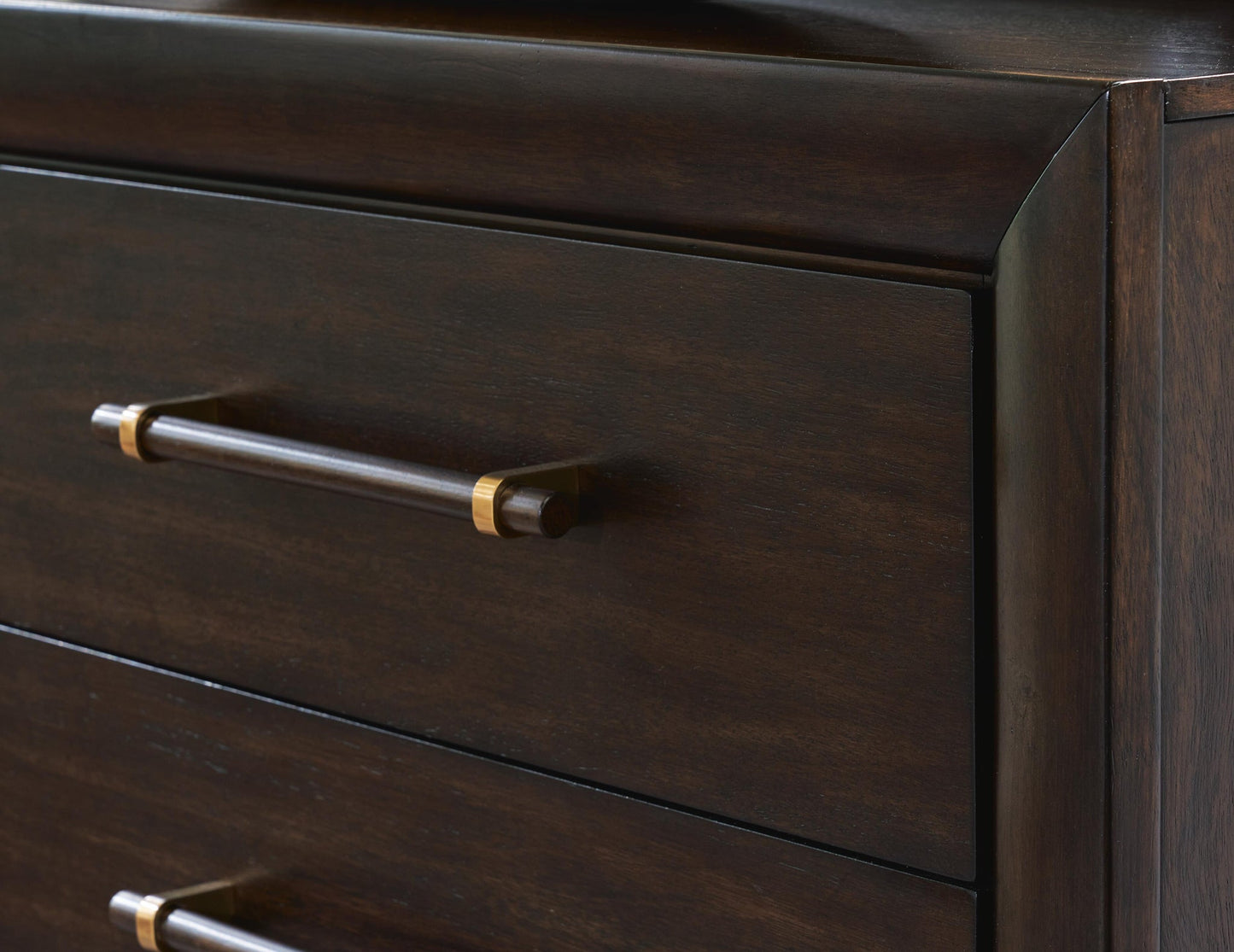 Dantenton Dresser Benchcraft®