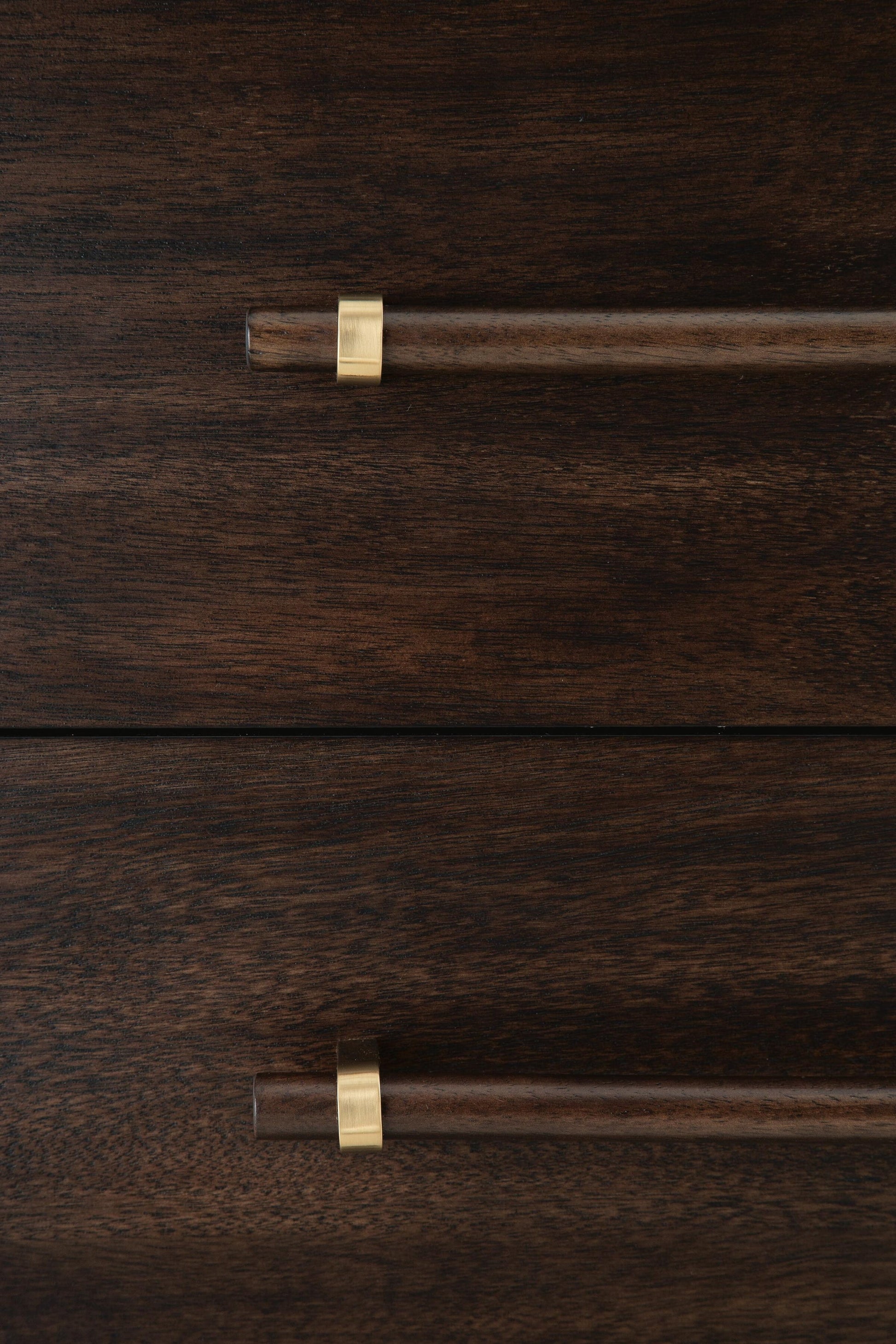 Dantenton Dresser Benchcraft®
