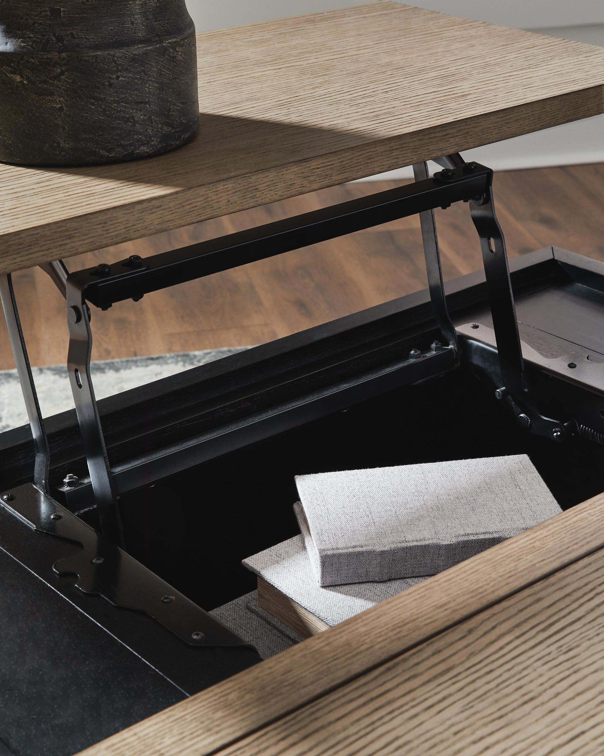Rylandyn Lift Top Cocktail Table Signature Design by Ashley®