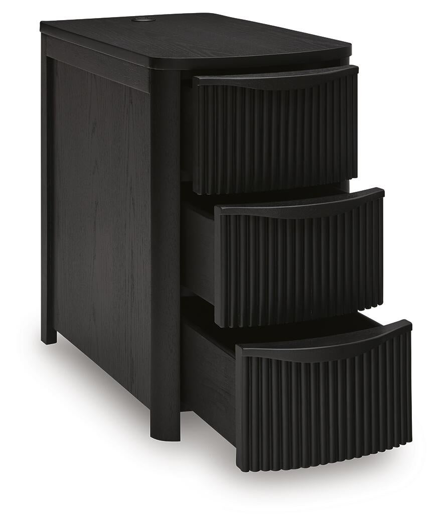 Camdill Chair Side End Table Signature Design by Ashley®