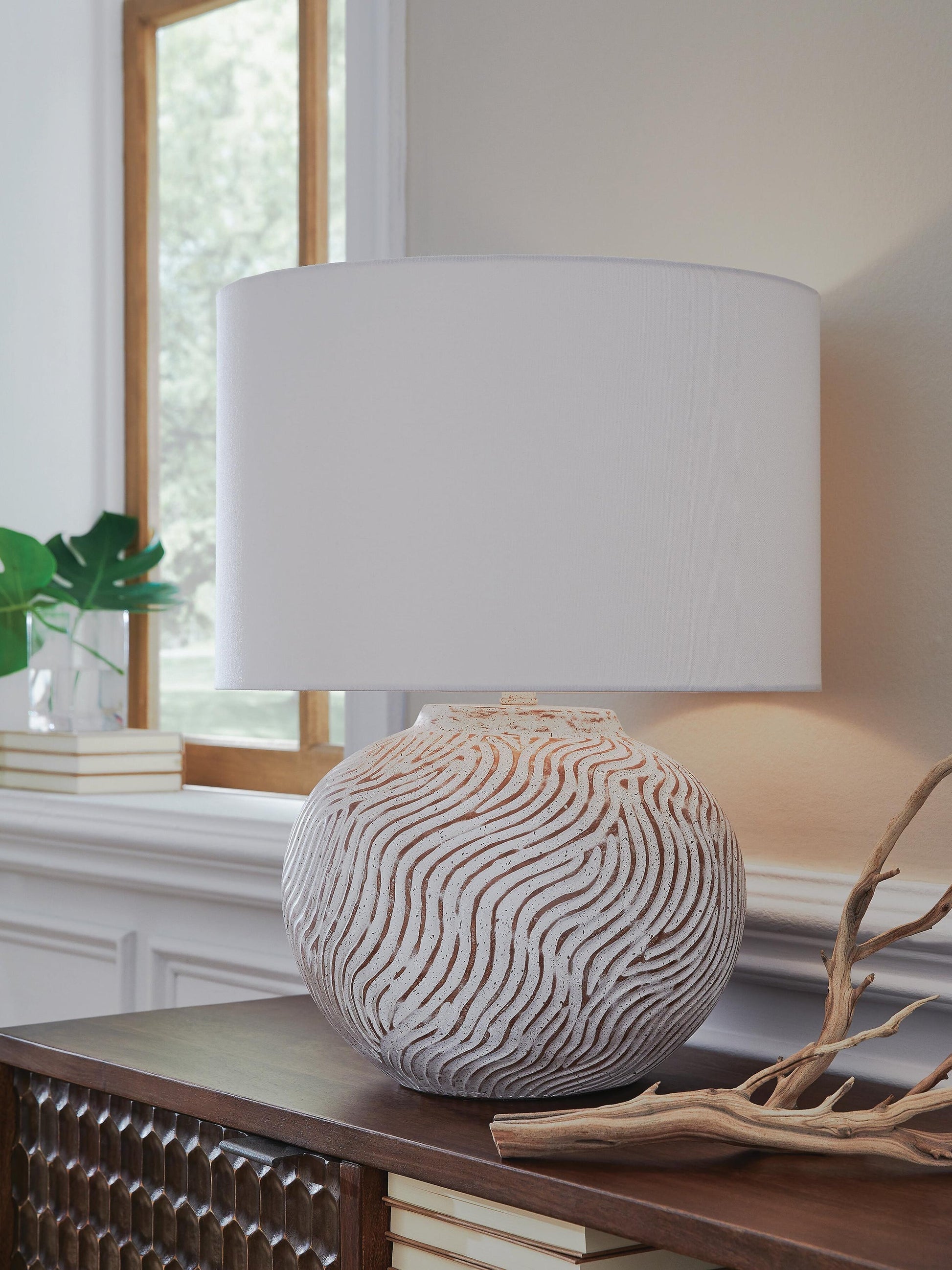 Vien Terracotta Table Lamp (1/CN) Signature Design by Ashley®