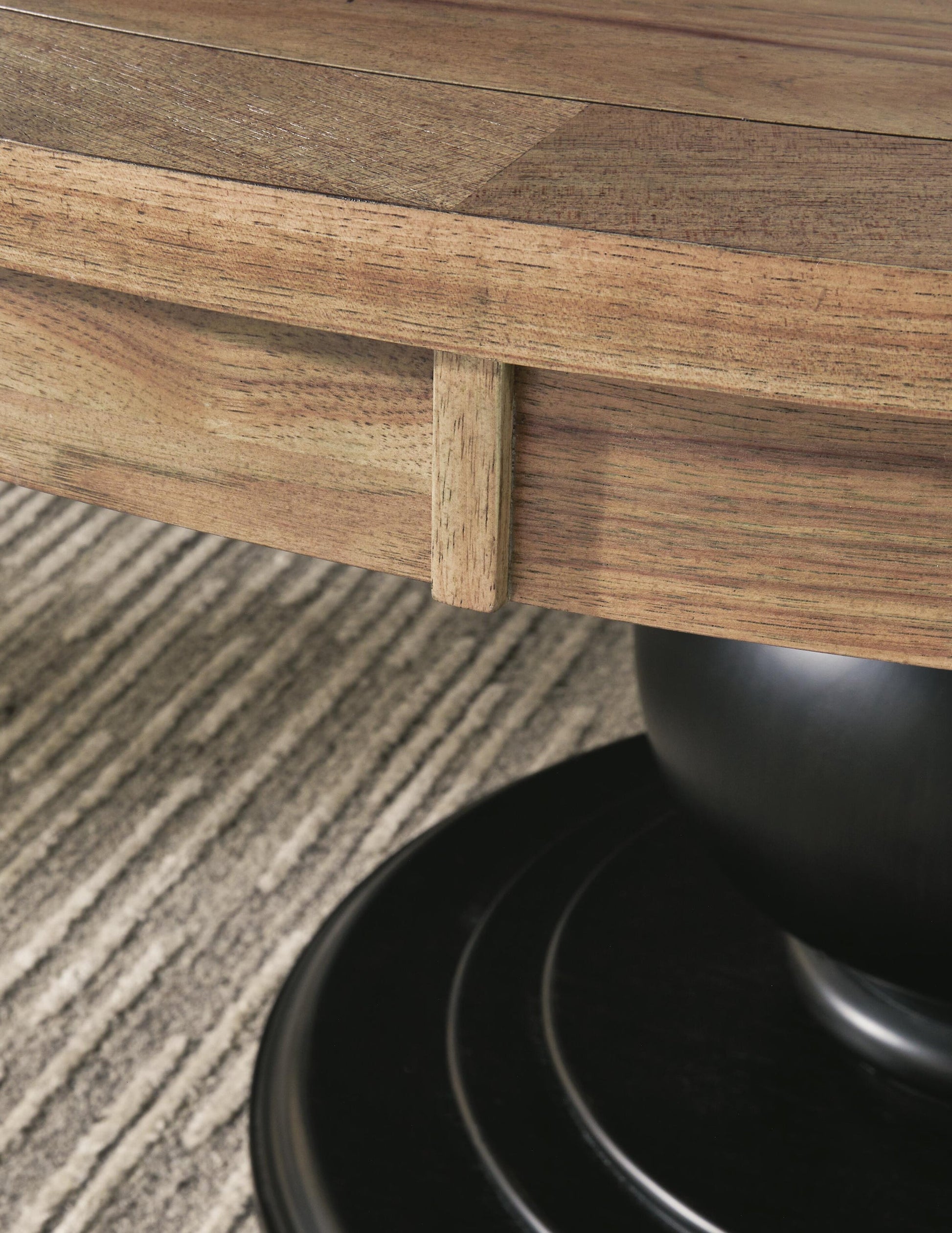 Ridgester Dining Table Benchcraft®