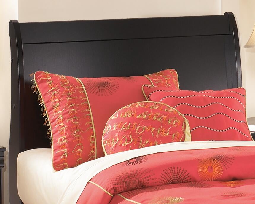 Huey Vineyard  Sleigh Headboard Bed With Mirrored Dresser Signature Design by Ashley®