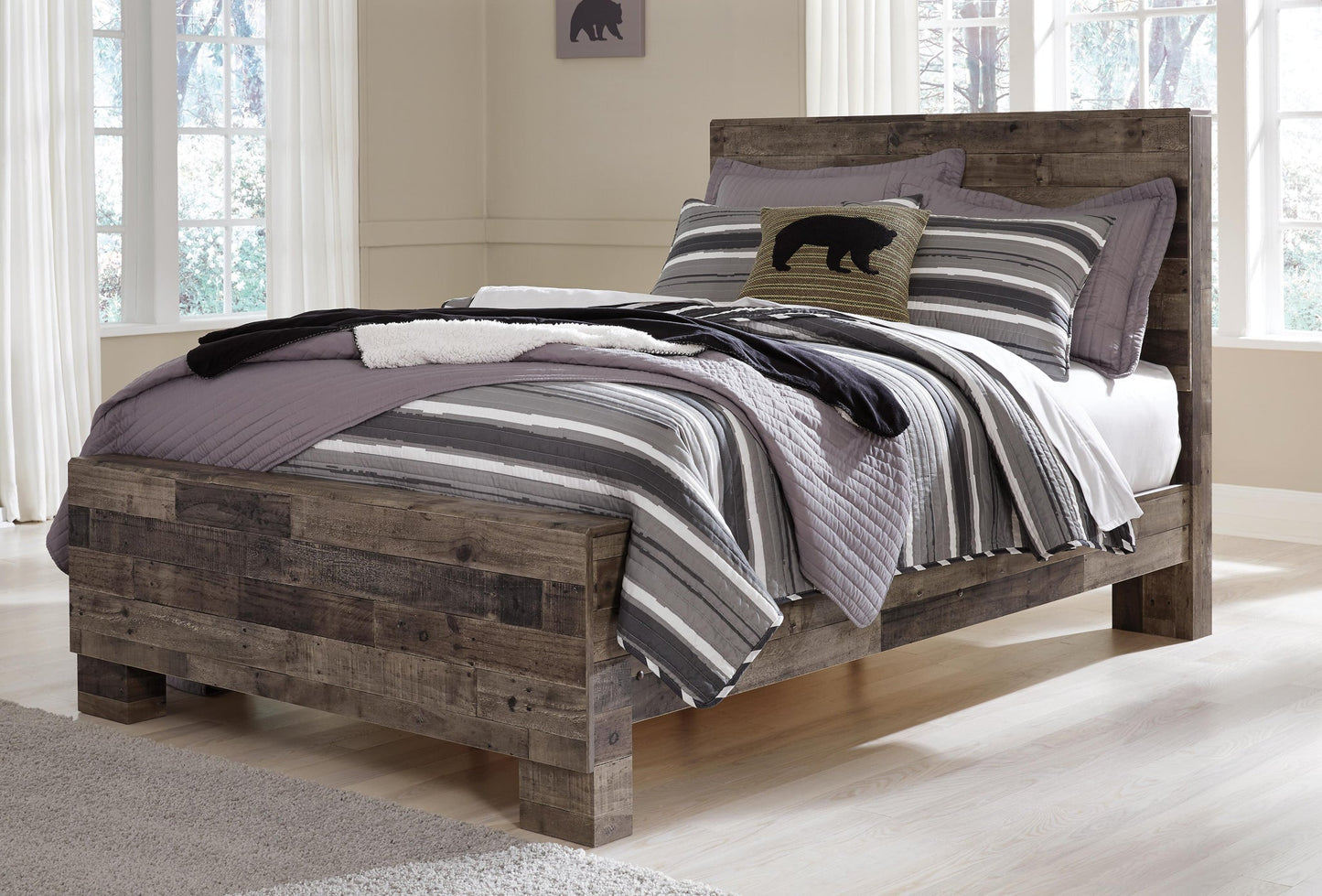 Derekson  Panel Bed With Mirrored Dresser Benchcraft®