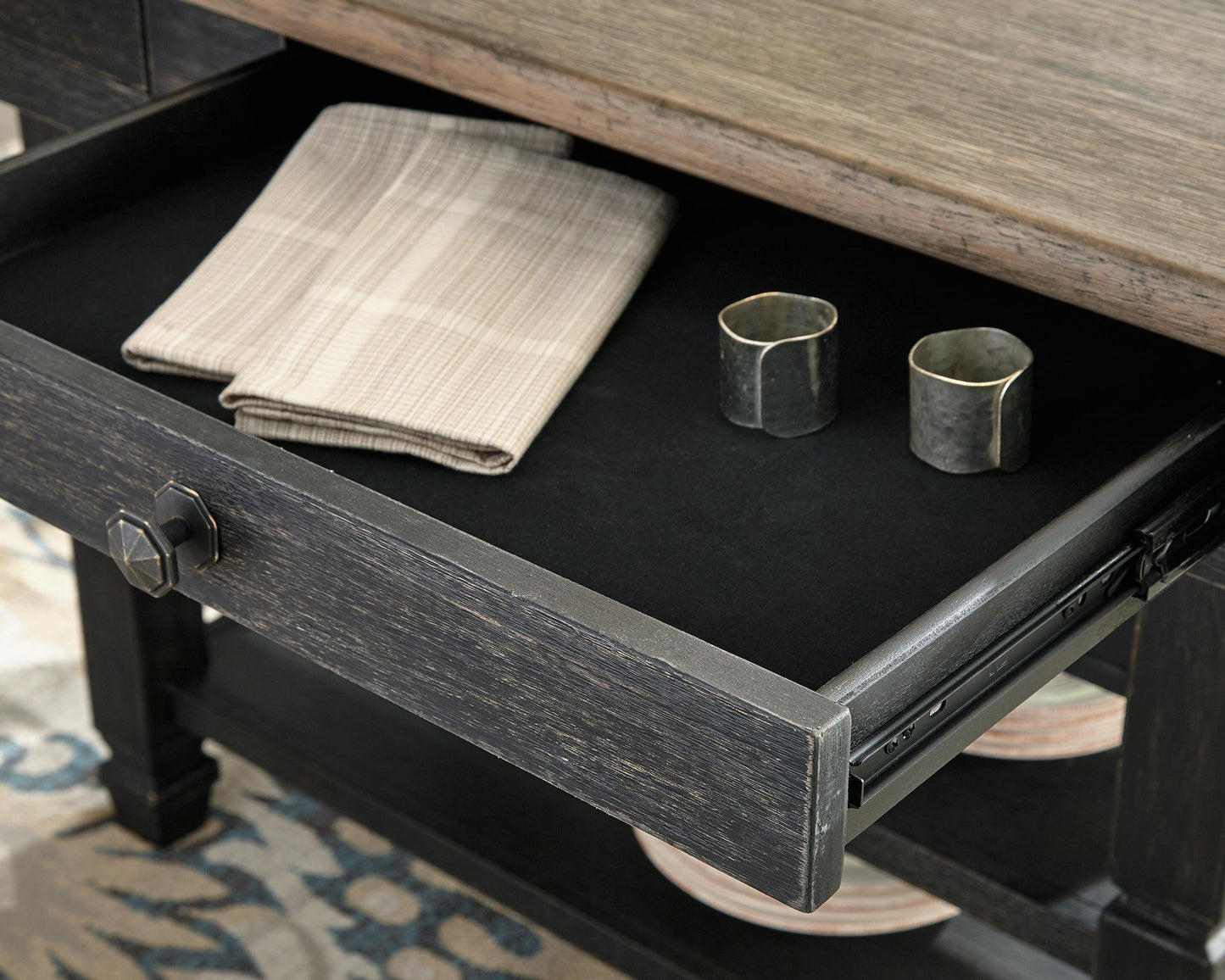 Tyler Creek Dining Table and 6 Chairs Signature Design by Ashley®