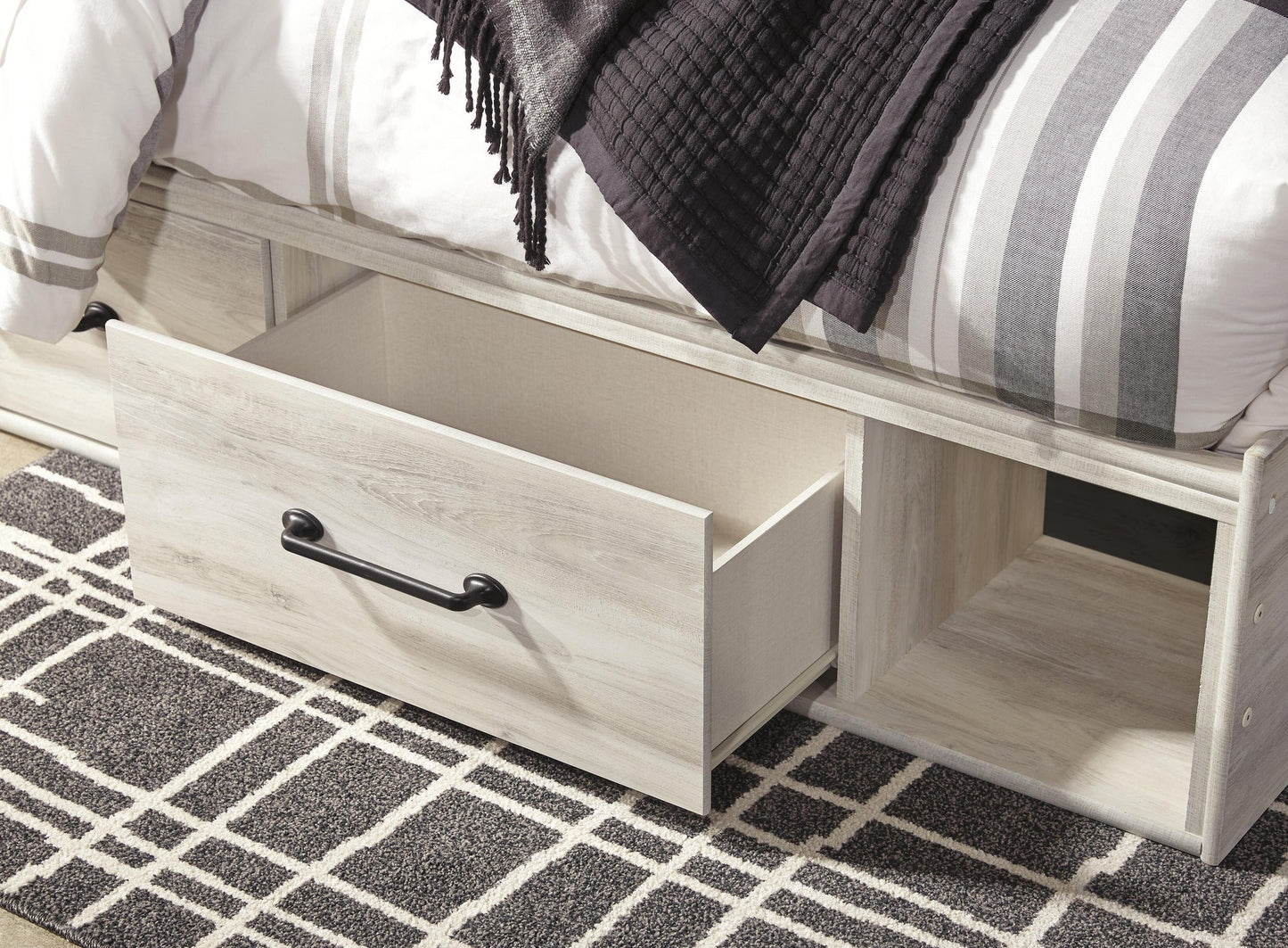 Cambeck  Panel Bed With 2 Storage Drawers With Mirrored Dresser, Chest And Nightstand Signature Design by Ashley®