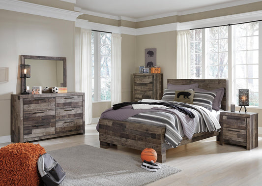 Derekson  Panel Bed With Mirrored Dresser, Chest And Nightstand Benchcraft®