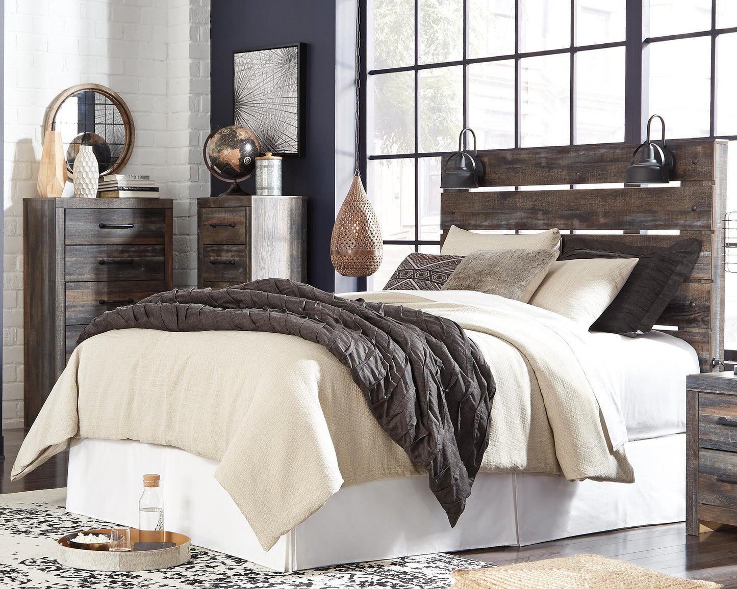 Drystan  Panel Headboard Bed With Mirrored Dresser Signature Design by Ashley®