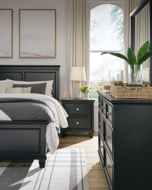 Lanolee California  Panel Bed With Mirrored Dresser And Nightstand Signature Design by Ashley®