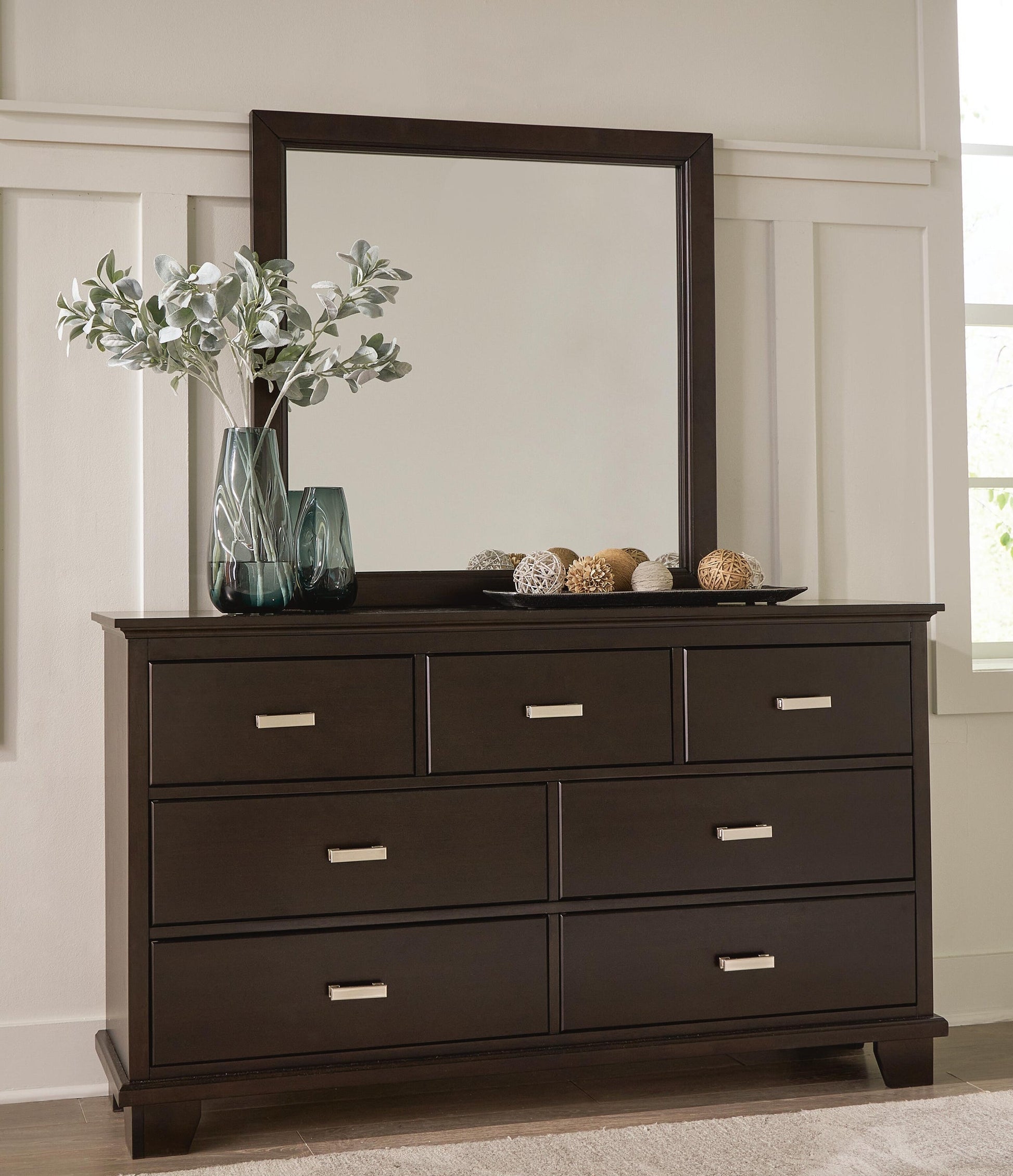 Covetown  Panel Bed With Mirrored Dresser Signature Design by Ashley®