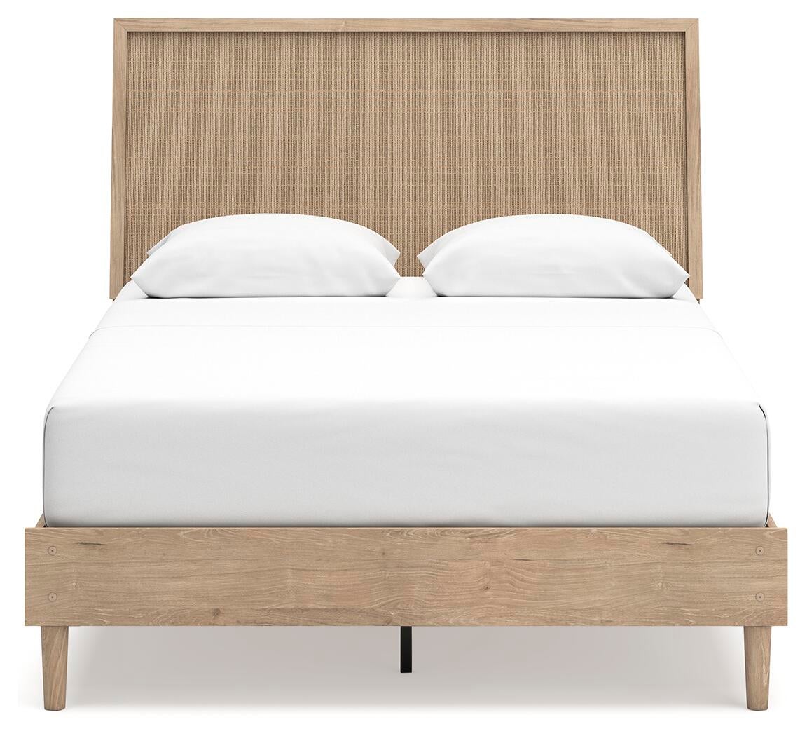 Cielden  Panel Bed With Mirrored Dresser Signature Design by Ashley®