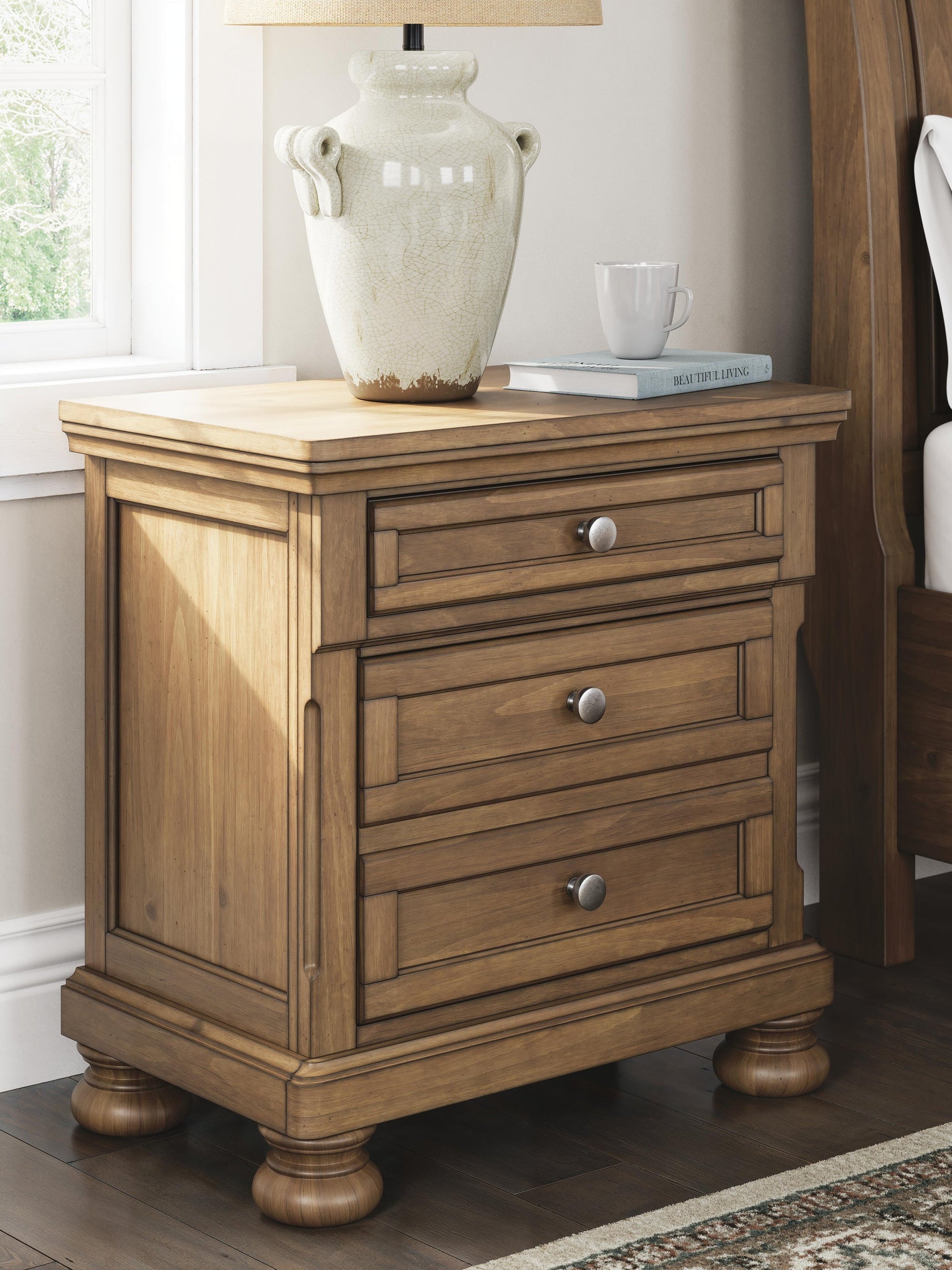 Vandenmore  Storage Sleigh Bed With Mirrored Dresser, Chest And Nightstand Signature Design by Ashley®