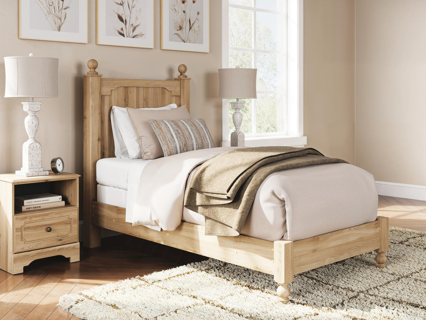 Galletyn  Panel Bed With Mirrored Dresser Signature Design by Ashley®