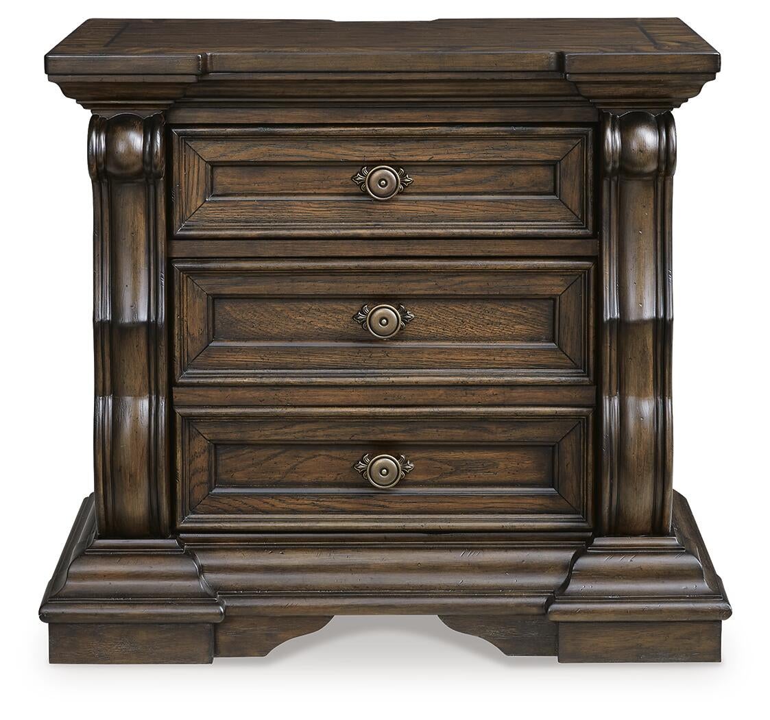 Maylee California  Canopy Bed, Dresser, Mirror, Chest And Nightstand Signature Design by Ashley®