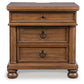 Chadworth  Poster Bed With Mirrored Dresser And Nightstand Signature Design by Ashley®