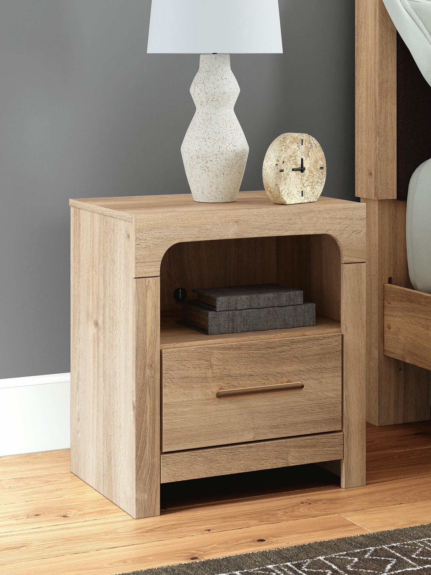 Hollymount  Upholstered Panel Bed, Dresser, Mirror And Nightstand Signature Design by Ashley®