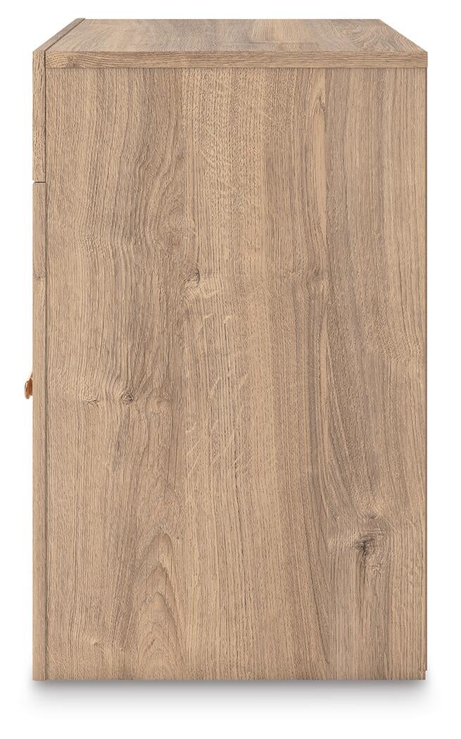 Hollymount  Upholstered Platform Bed, Dresser, Mirror And Nightstand Signature Design by Ashley®