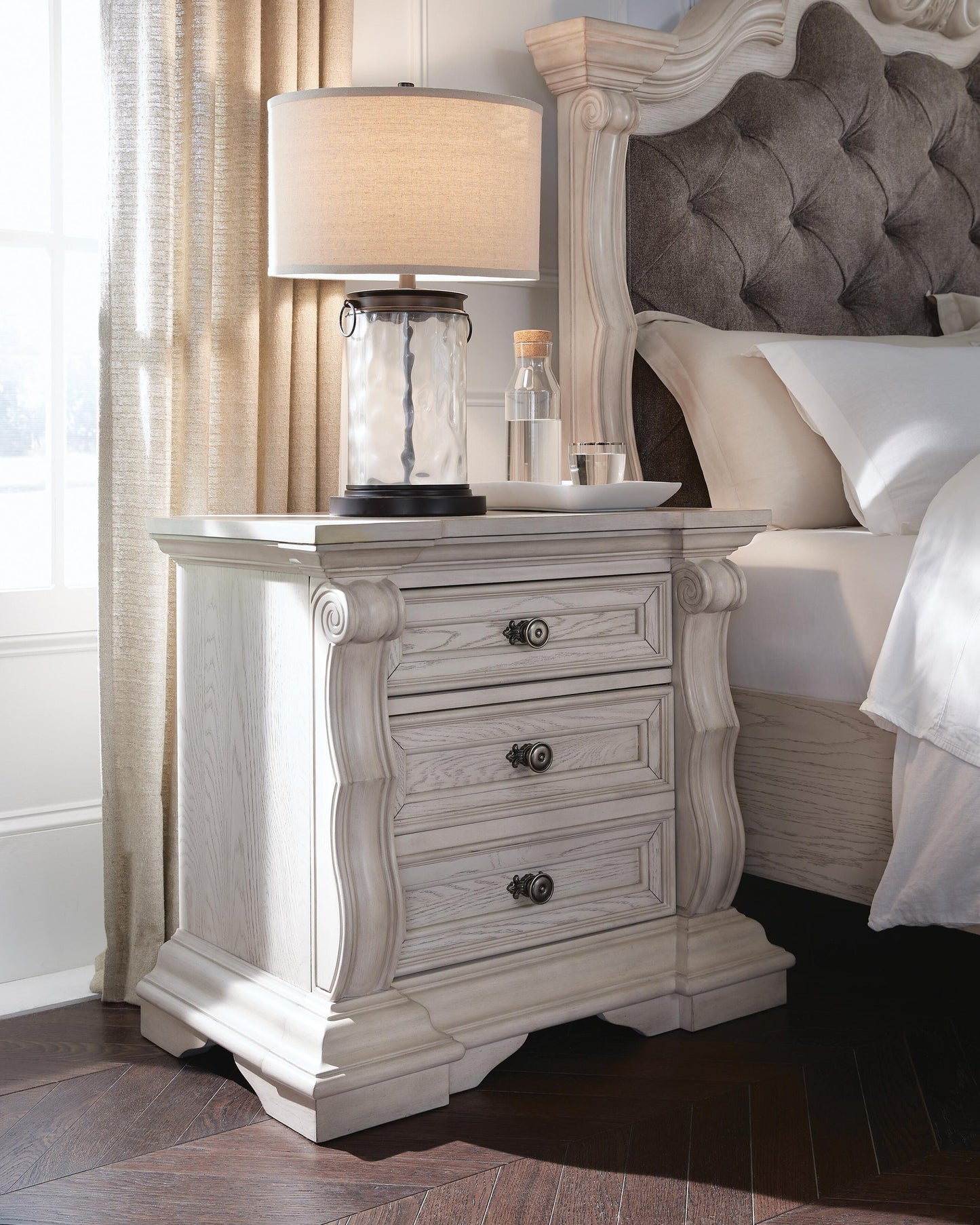 Andonhall California  Upholstered Panel Bed With Mirrored Dresser And Nightstand Signature Design by Ashley®