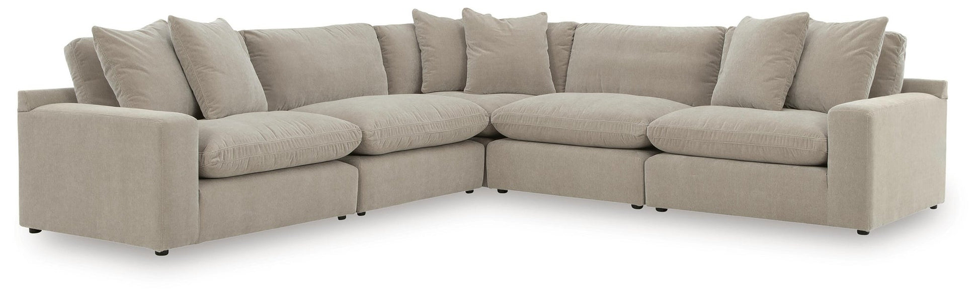 Maxton Heights 5-Piece Sectional Benchcraft®